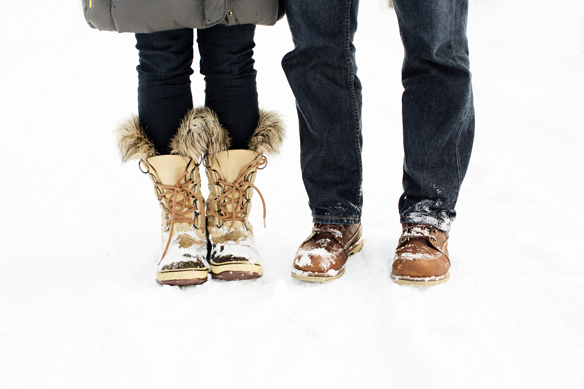 Winter Engagement Photos North Loop, Minneapolis | Photography by Photogen Inc. | Eliesa Johnson | Based in Minnesota