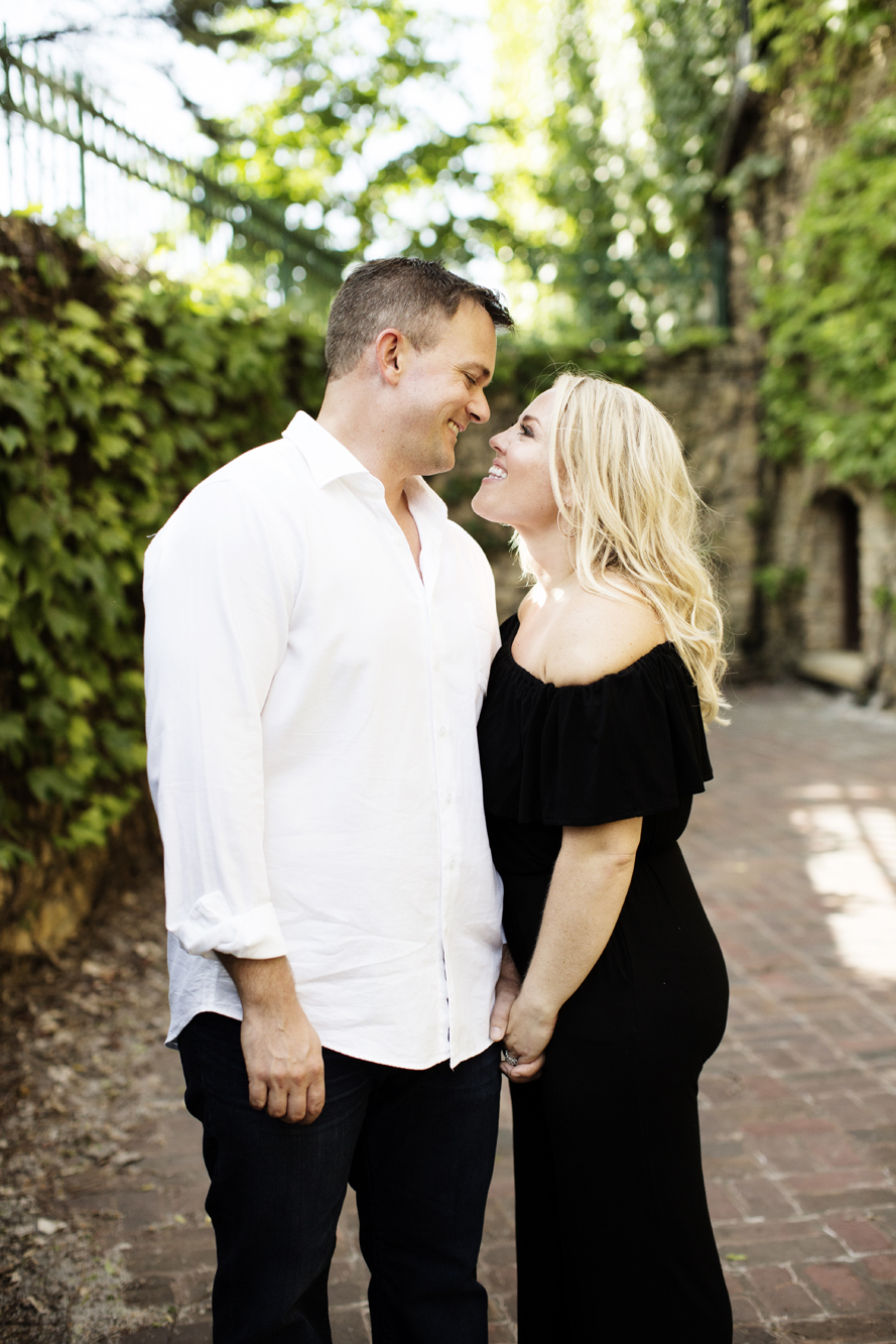 MN Engagement Photos | Photography by Photogen Inc. | Eliesa Johnson | Based in Minneapolis, Minnesota