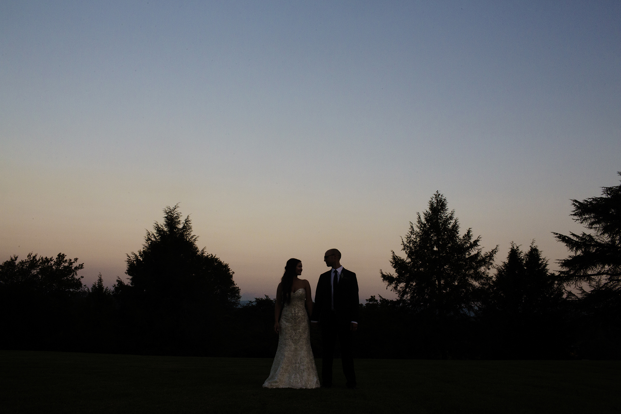 Knoxville, Tennessee Wedding Photos | Destination Wedding Photography by Photogen Inc. | Eliesa Johnson | Based in Minneapolis, Minnesota