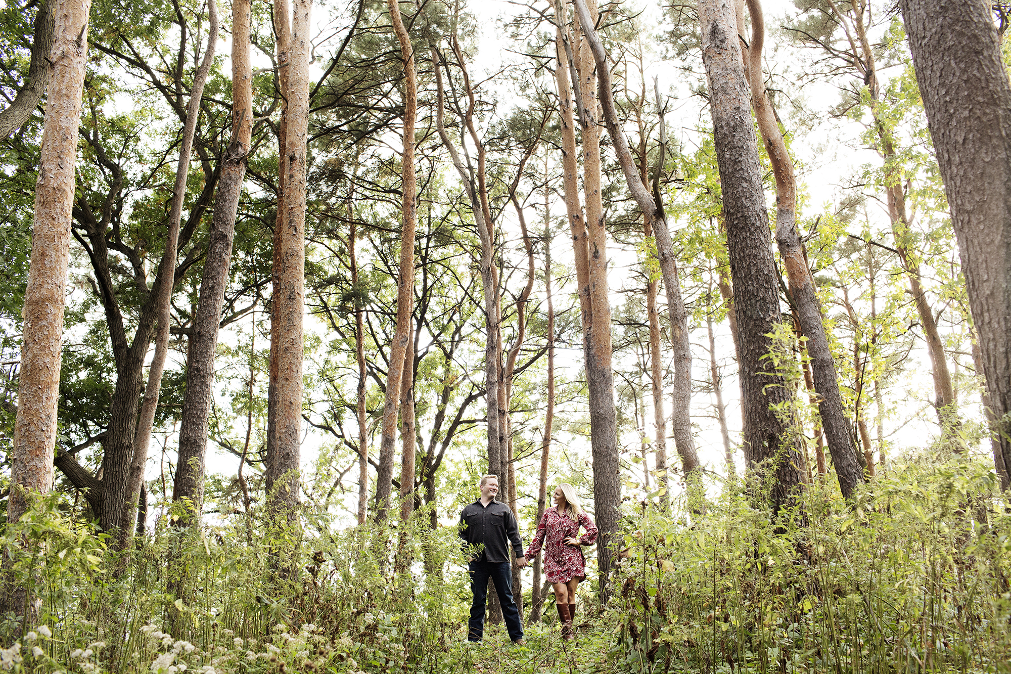 MN Engagement Photos | Photography by Photogen Inc. | Eliesa Johnson | Based in Minneapolis, Minnesota