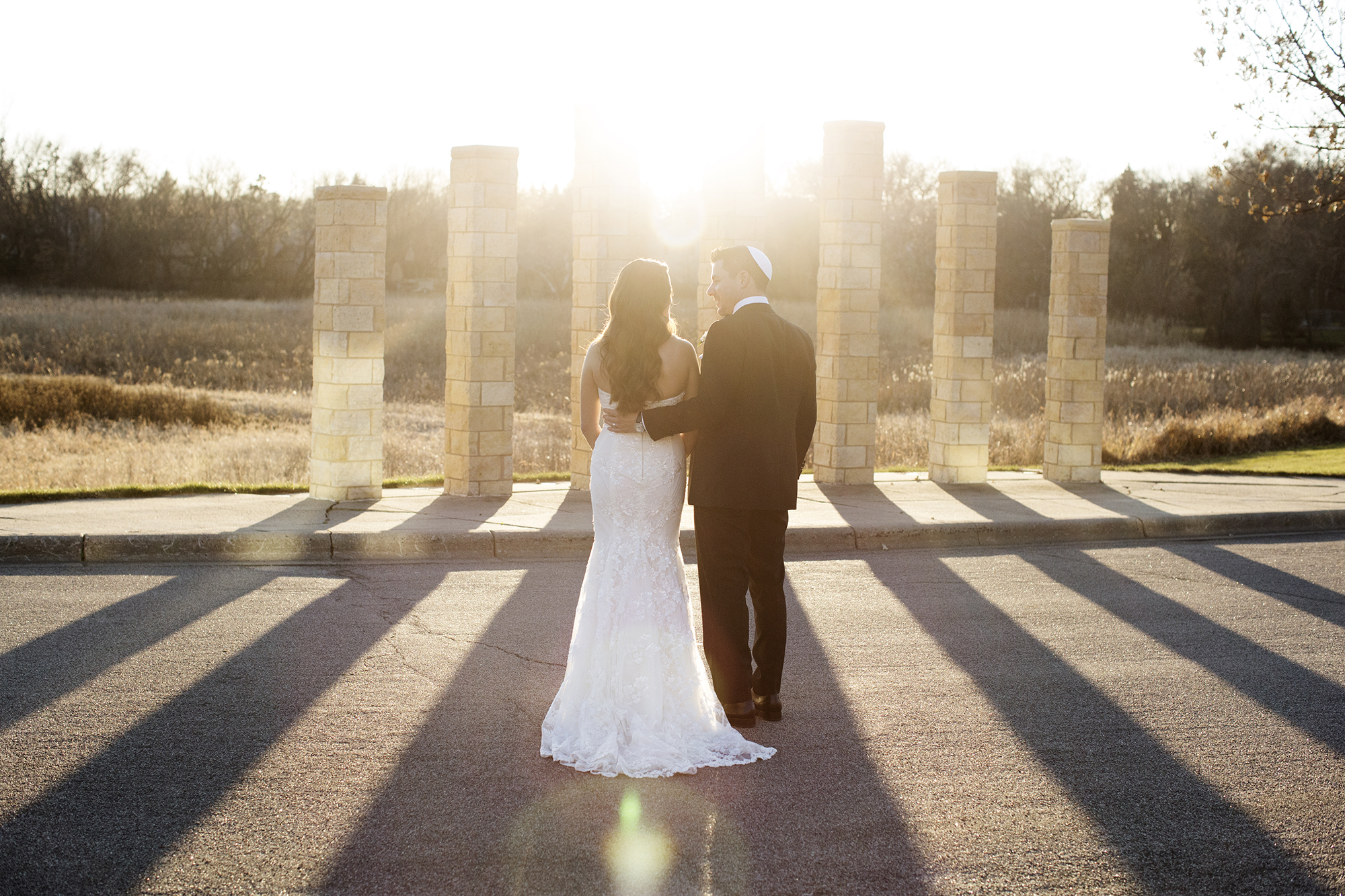 Adath Jeshurun Congregation Wedding Photos | Photography by Photogen Inc. | Eliesa Johnson | Based in Minneapolis, Minnesota