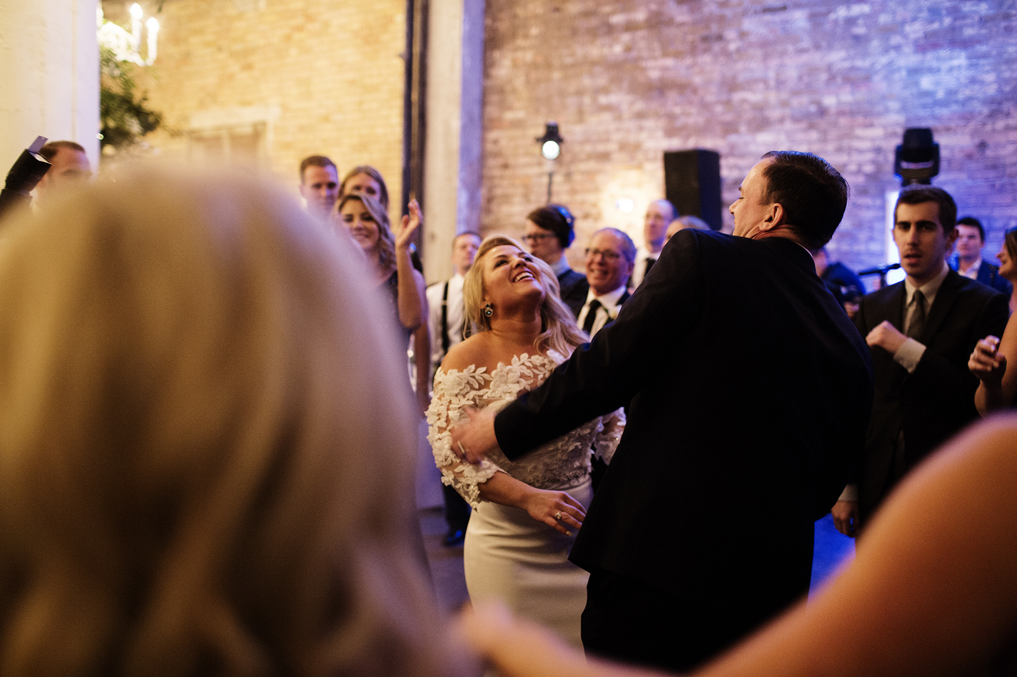 The Loring Social Wedding Photography MN | Photos by Photogen Inc. | Eliesa Johnson | Based in Minneapolis, Minnesota