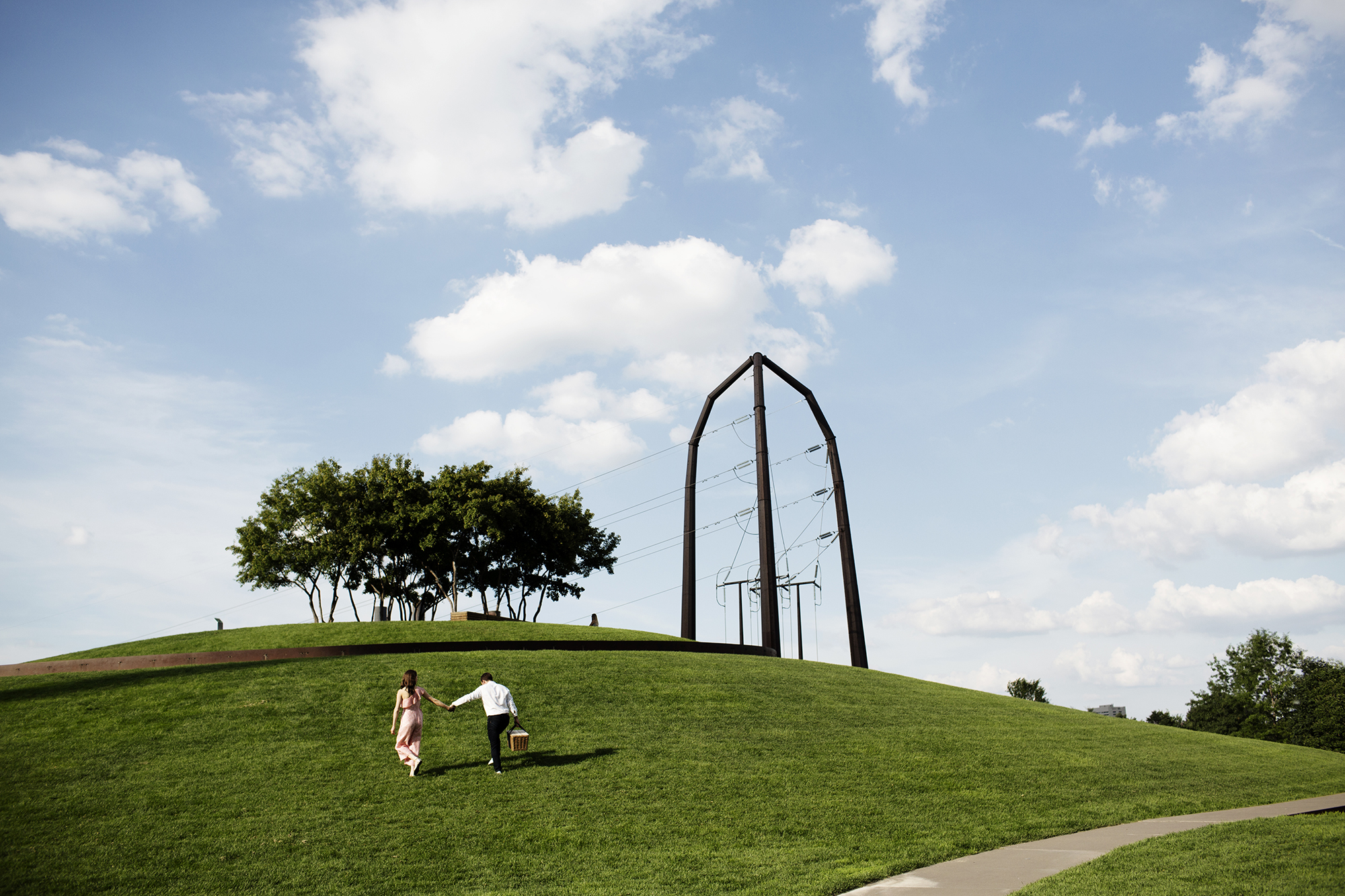 Engagement Photos Gold Medal Park | Photography by Photogen Inc. | Eliesa Johnson | Based in Minneapolis, Minnesota