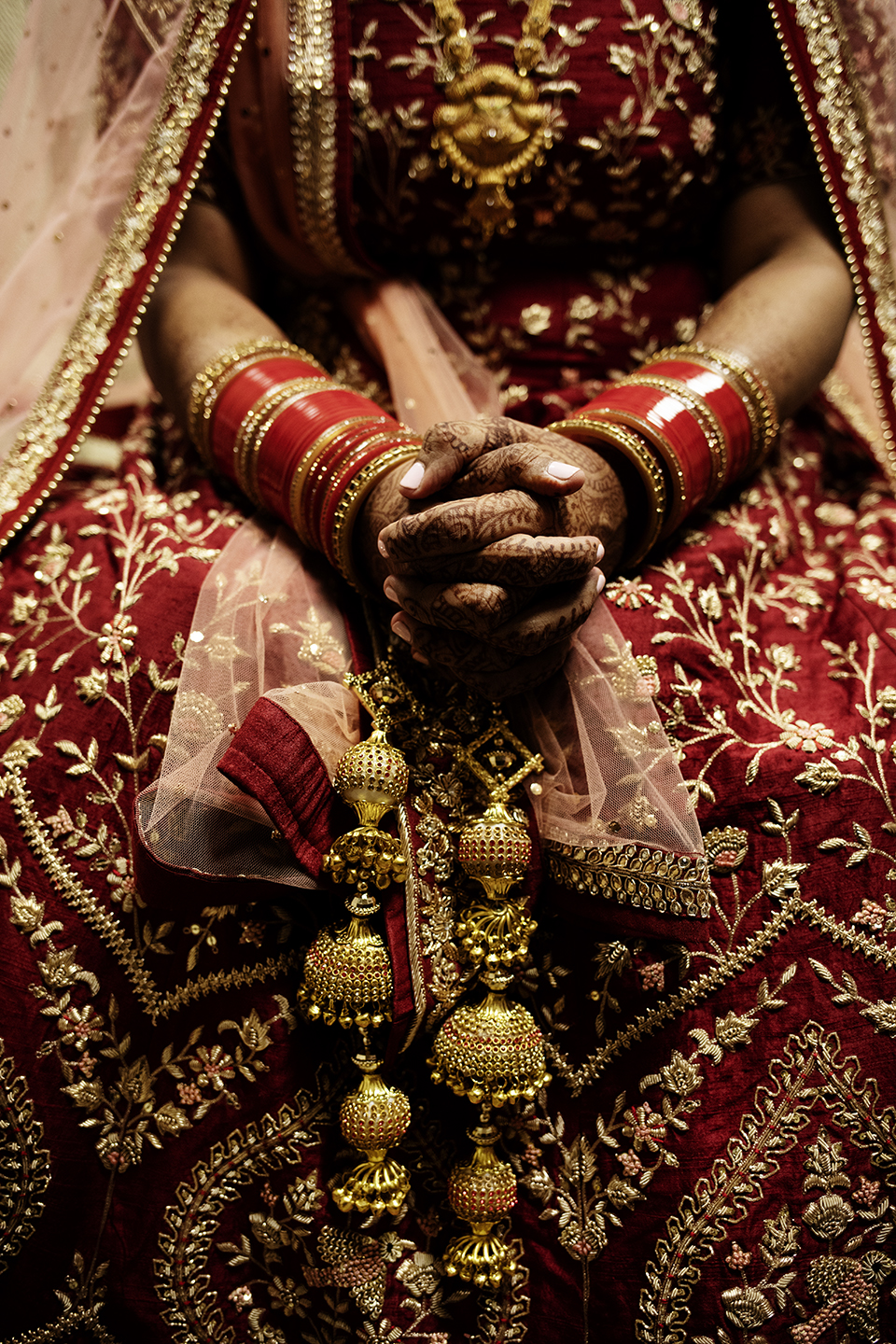 Indian Bride | Minneapolis Wedding Photos | Photography by Photogen Inc. | Eliesa Johnson | Luxury Wedding Photography Based in Minnesota