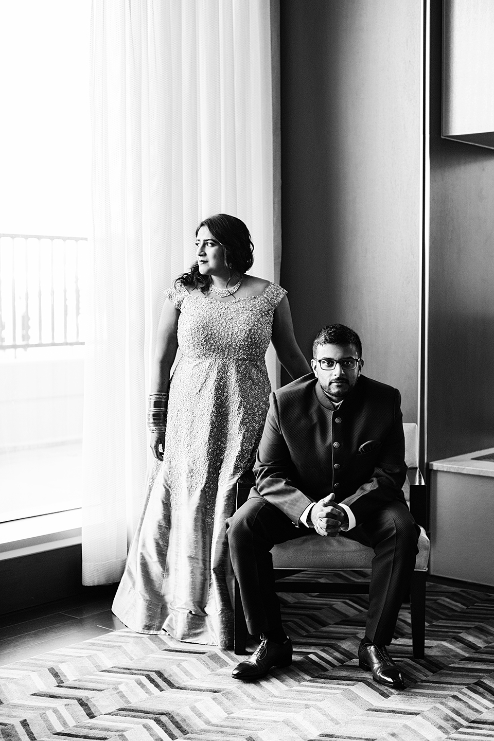 Indian Bride and Groom | Minneapolis Wedding Photos | Photography by Photogen Inc. | Eliesa Johnson | Luxury Wedding Photography Based in Minnesota