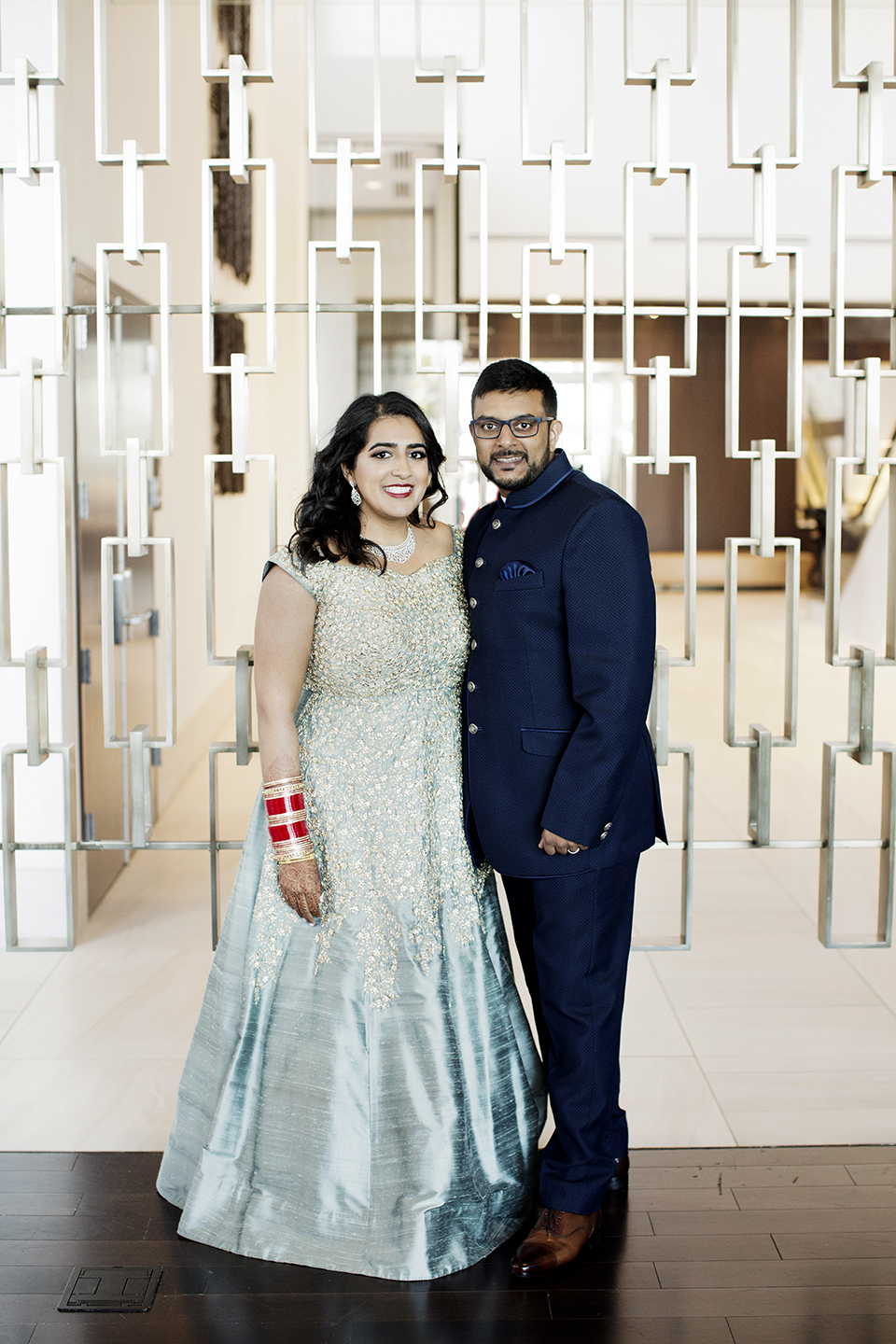 Indian Bride and Groom | Minneapolis Wedding Photos | Photography by Photogen Inc. | Eliesa Johnson | Luxury Wedding Photography Based in Minnesota