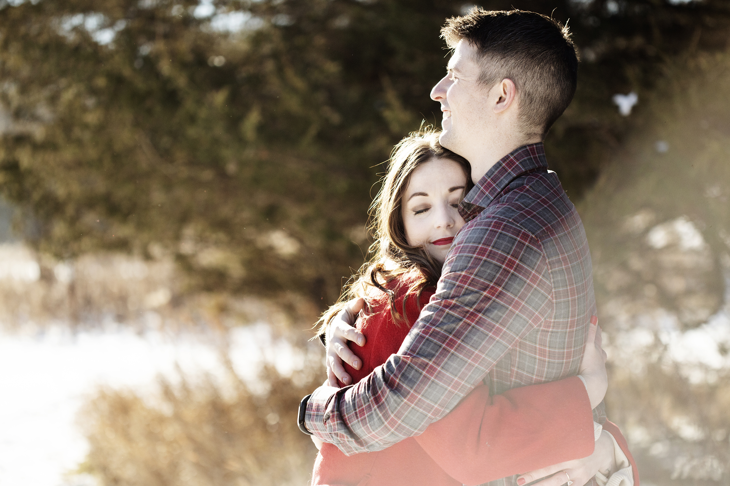 Winter Engagement Session | Afton State Park, MN | Photography by Photogen Inc. | Eliesa Johnson | Based in Minneapolis, Minnesota