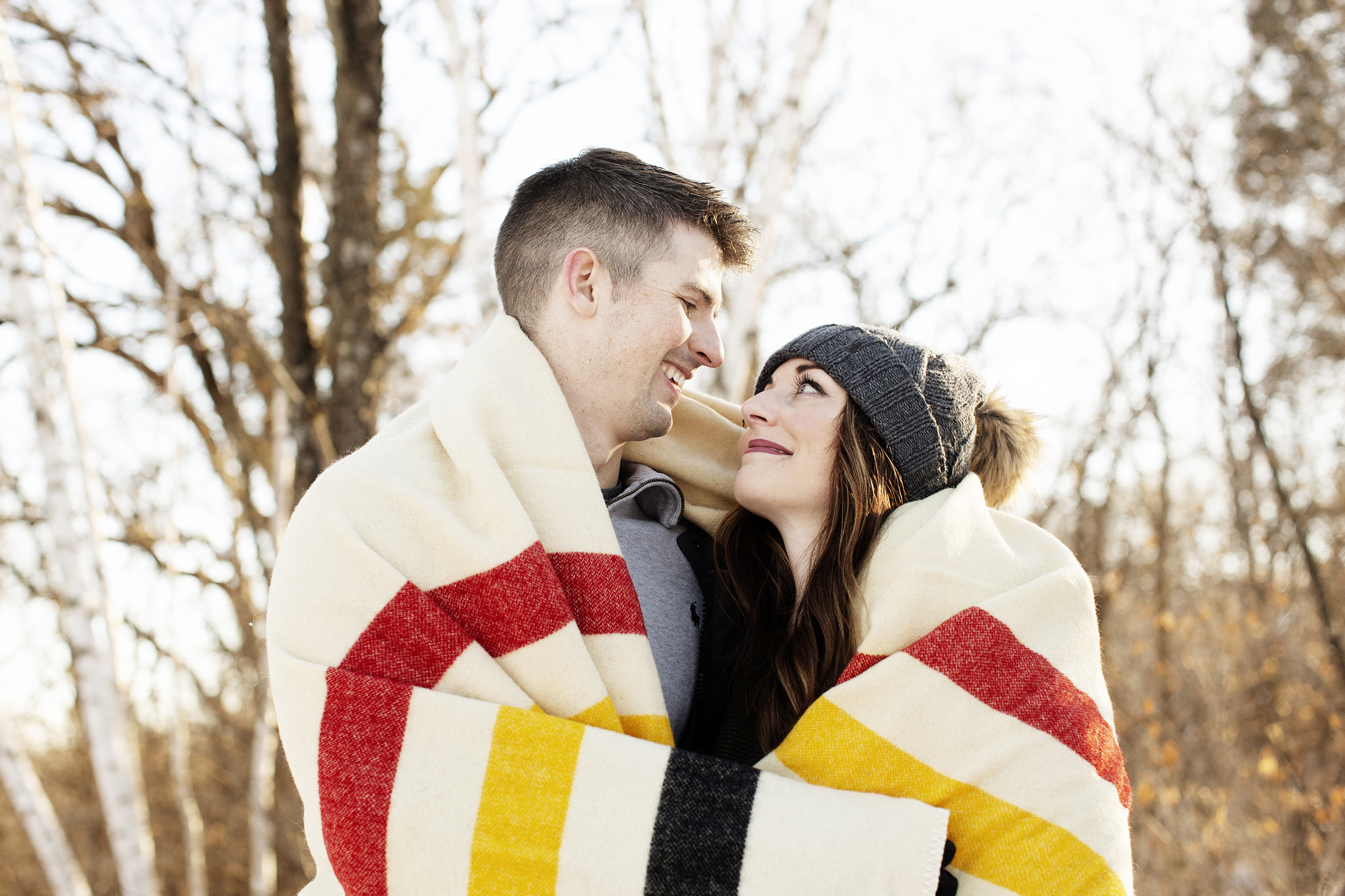 Winter Engagement Session | Afton State Park, MN | Photography by Photogen Inc. | Eliesa Johnson | Based in Minneapolis, Minnesota