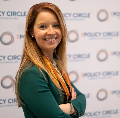 Nicole Cline, St. Louis, MO