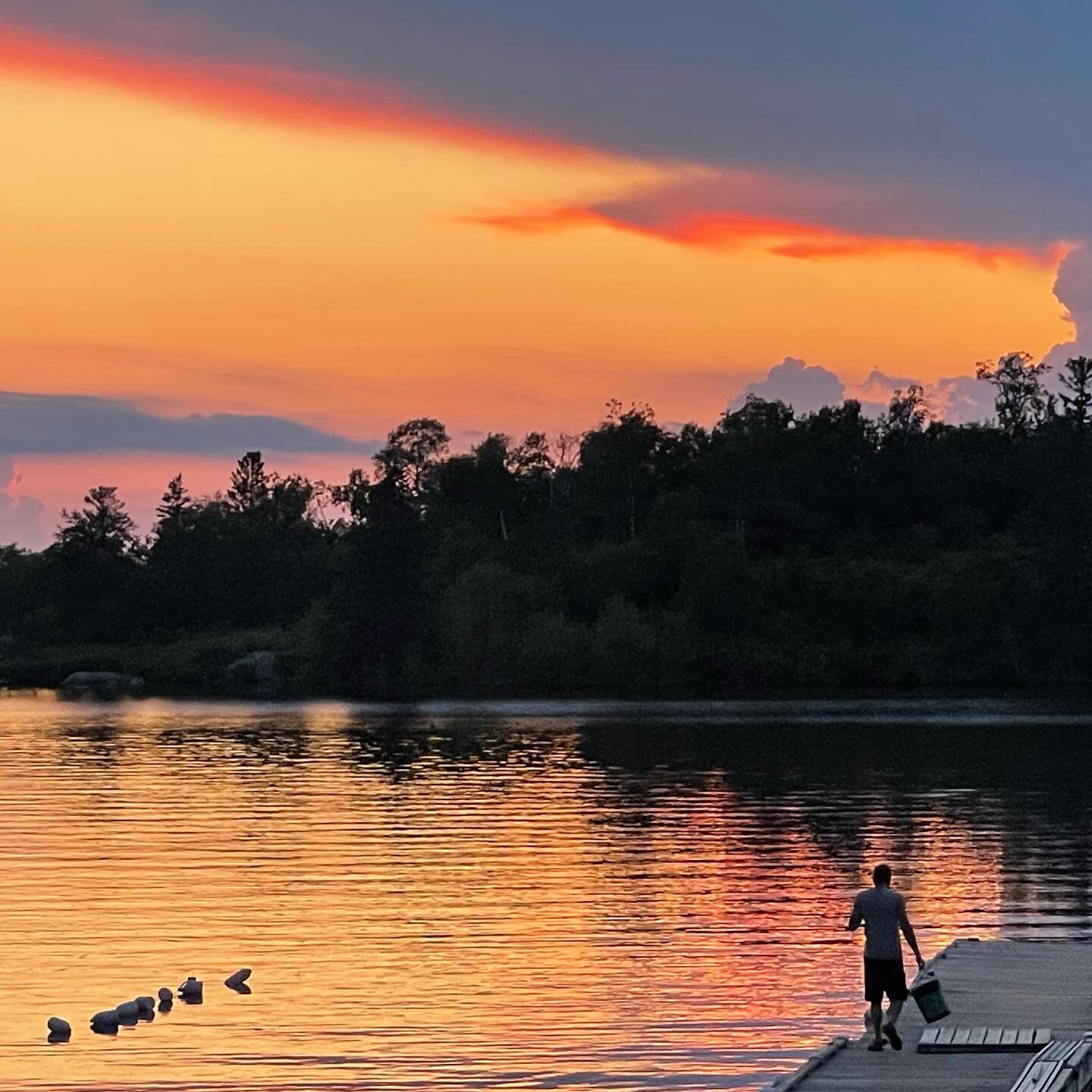 #lakeofthewoods #sunset #sunsetcountry