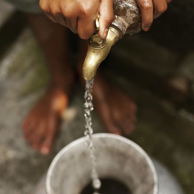Charity:Water (Christmas Campaign) Photo by @charitywater