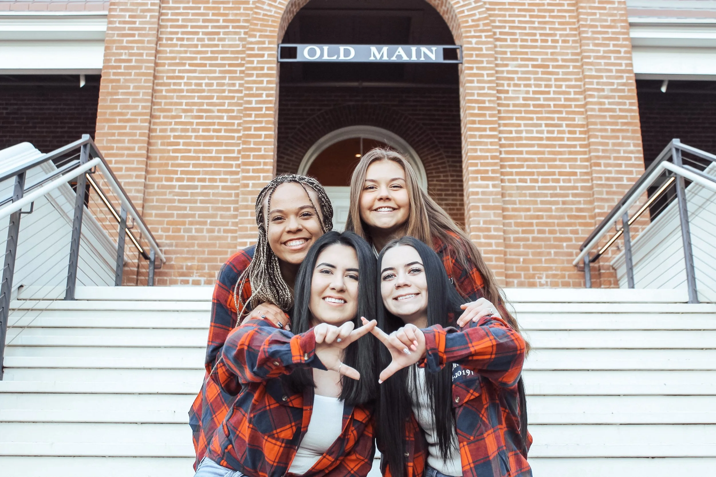 primus freshman honorary chi omega members: makayla kaiser, sally rivera, ashley close & tessa parker