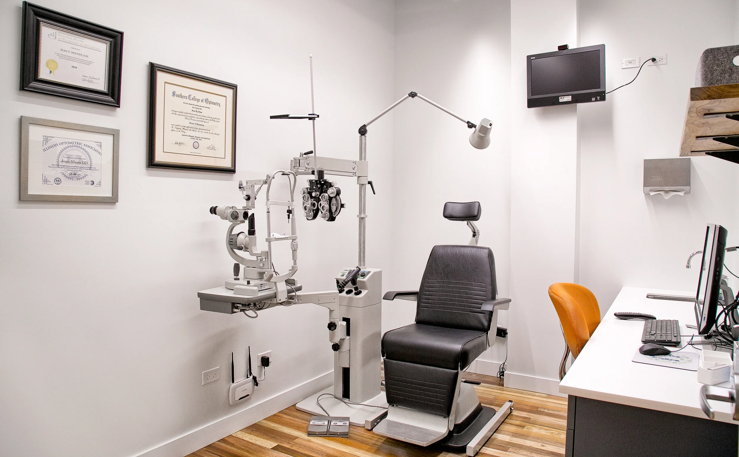 Eyecare — Uptown Family Vision Park Ridge, IL