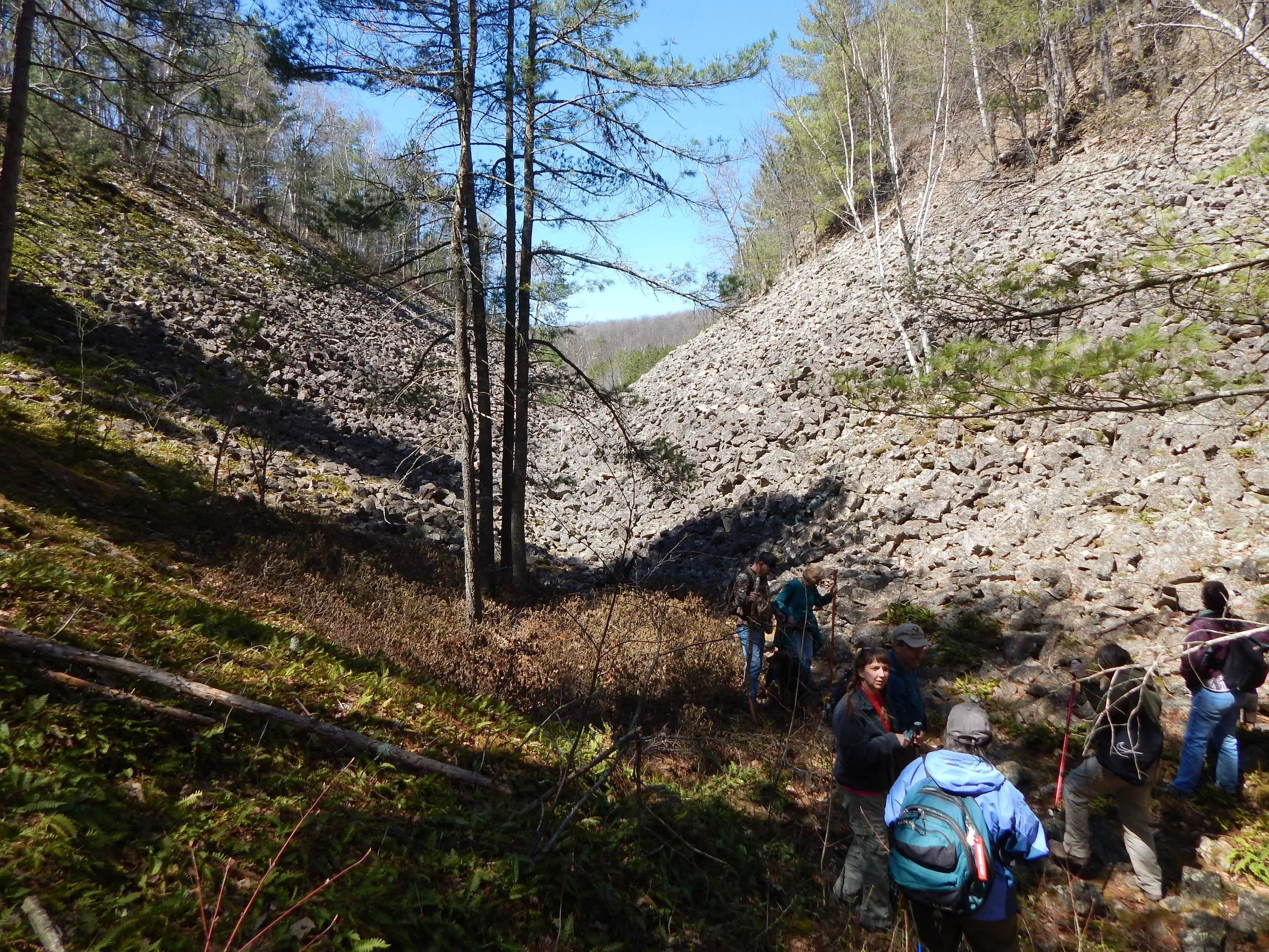 2nd Annual Geocaching / Hiking Event - Blue Hills Felsenmeer GC5M7Y6