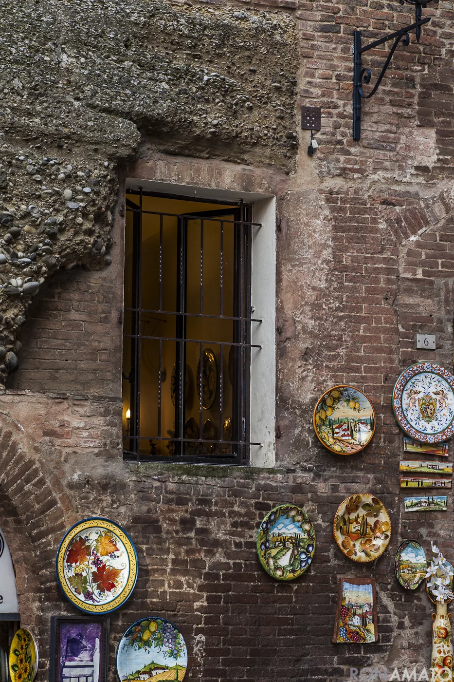 Italy_2011_2006.jpg