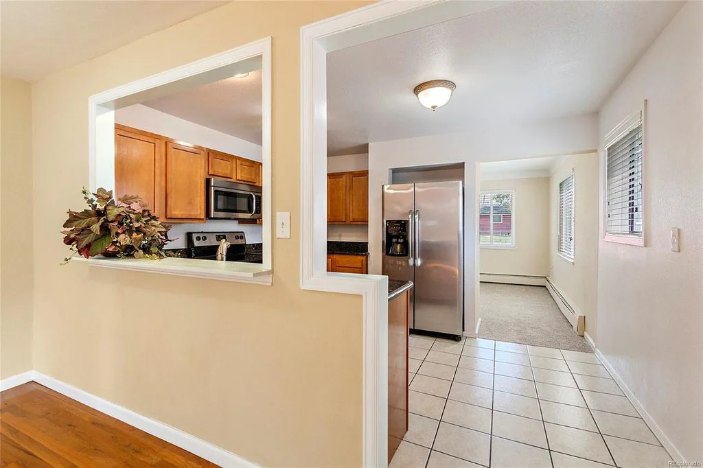 view into kitchen.jpg