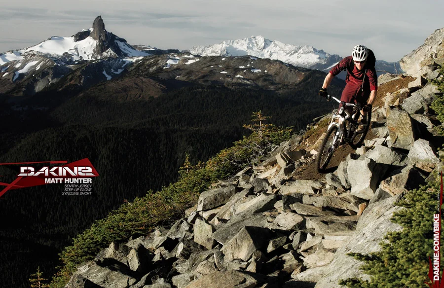 2011_AD02_DAKINE_HUNTER_F.jpg