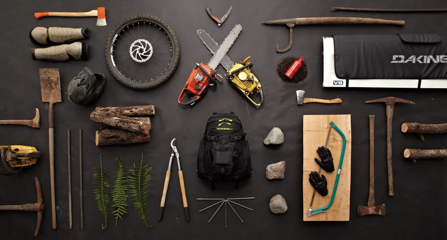 DaKine_MTB_Laydown_ROBB_6.jpg