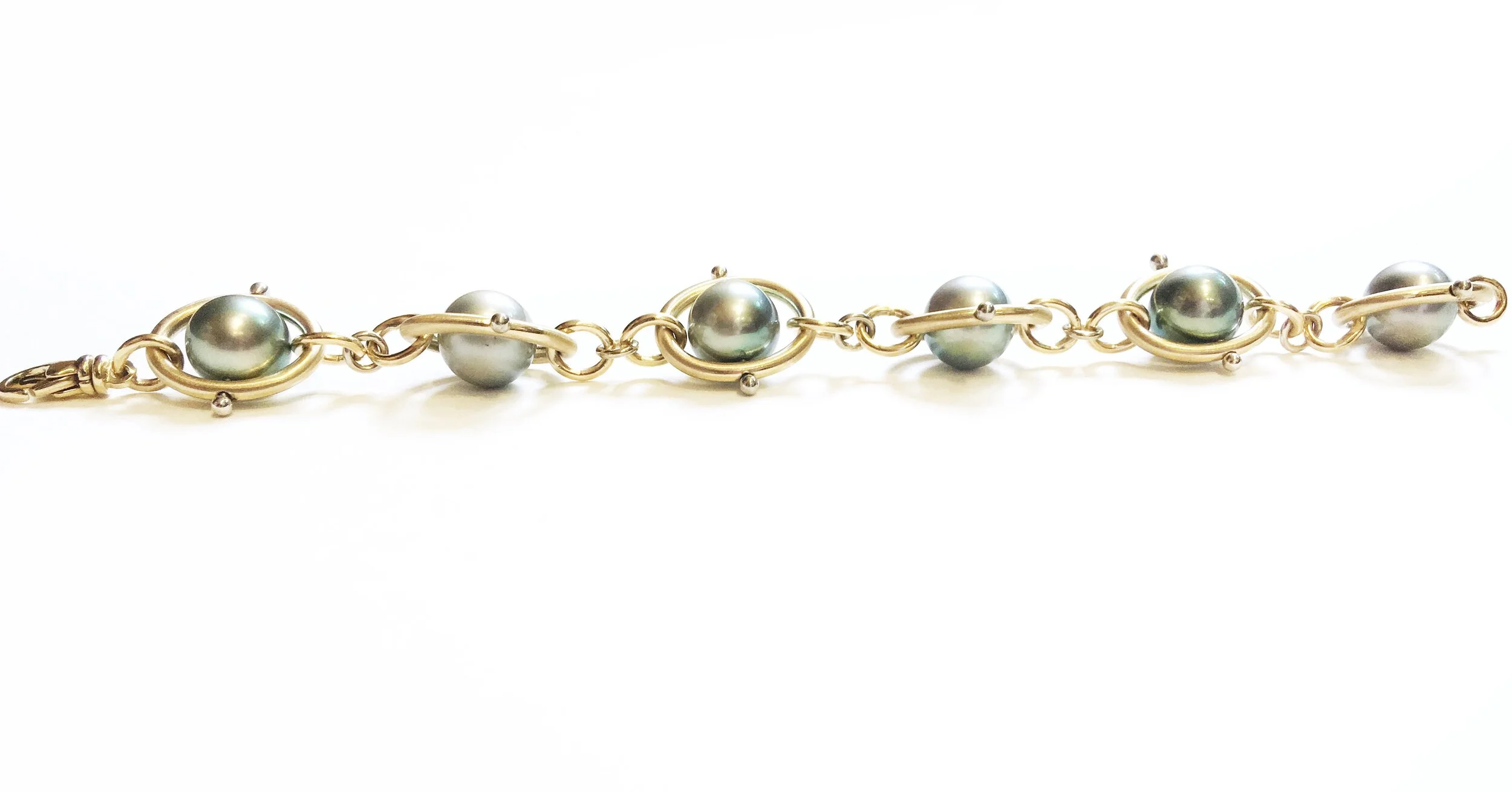 tahitian bracelet.jpeg