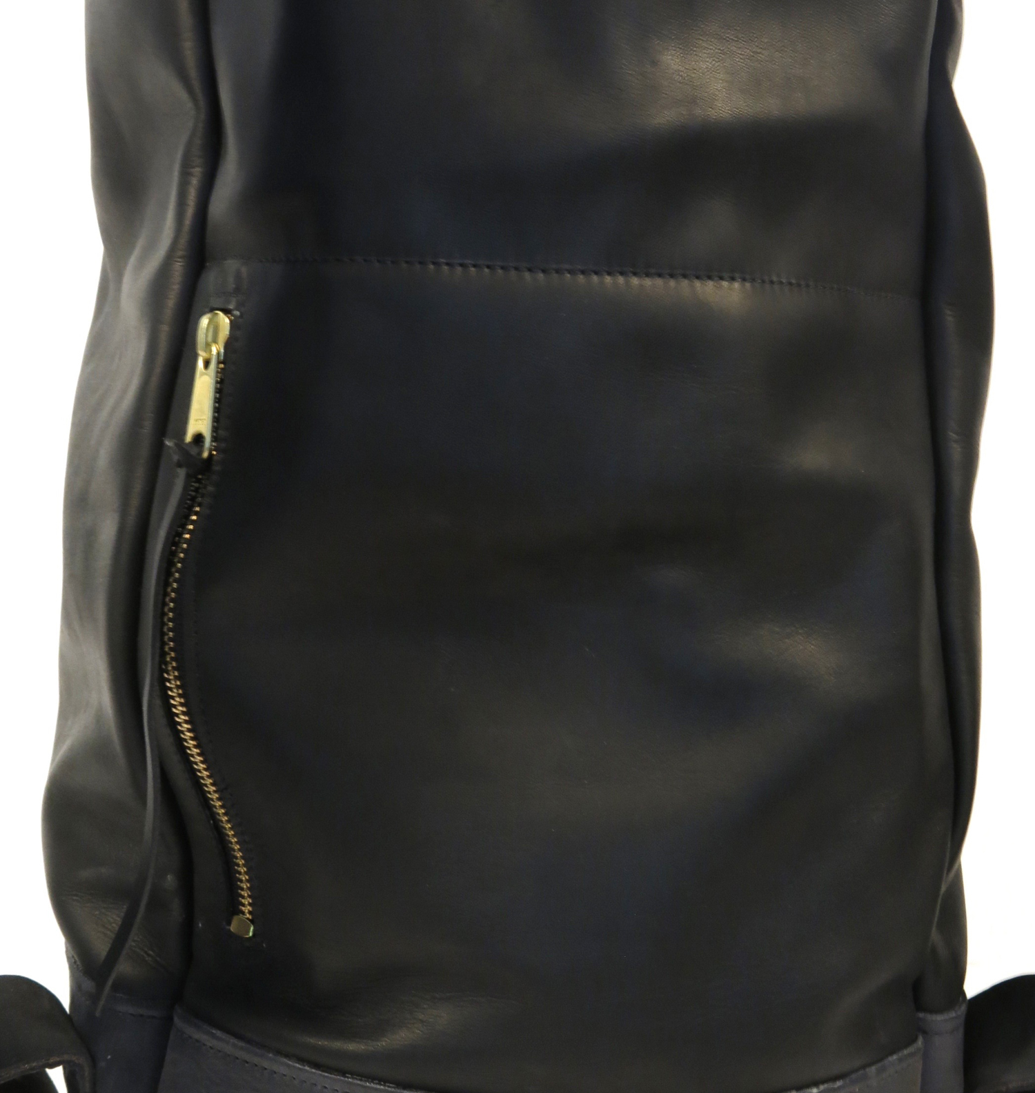 Duffle_details.jpg