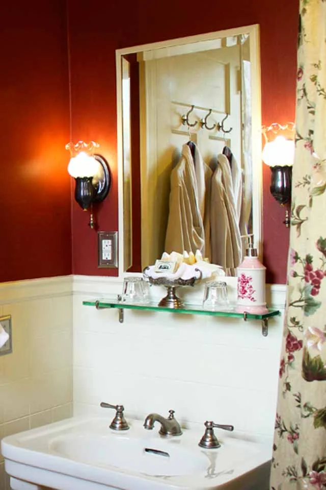 Luxury Accommodations with the Original console sink in bath of Victorian Cabernet- Room 2.