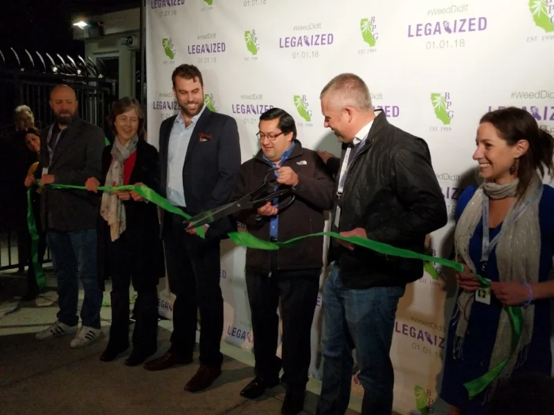 Berkeley Patients Group, Berkeley’s mayor, and community members cut the ribbon to celebrate the opening on January 1, 2018. 