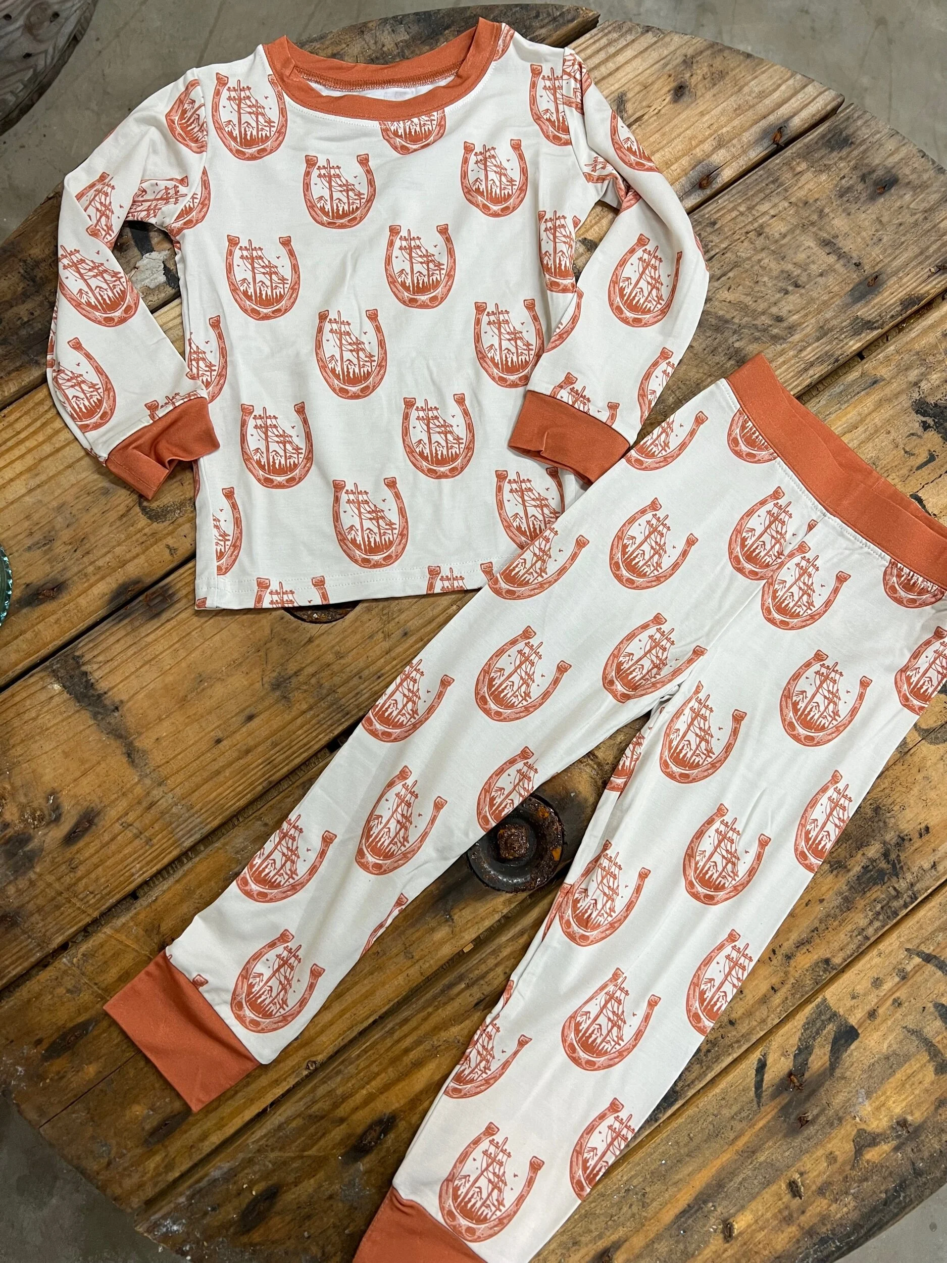 124D1C8C-8ED7-498C-A80C-049DBA4D5900