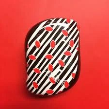 Photo: Twitter/Lulu Guinness