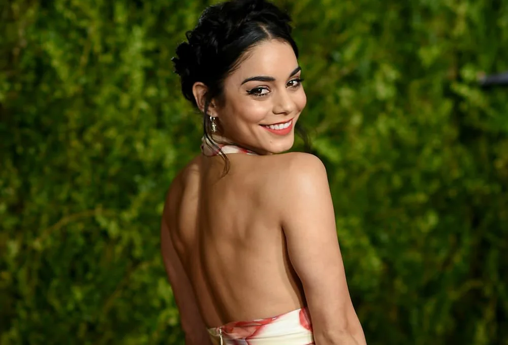 Red Carpet Inspired Summer Party Looks