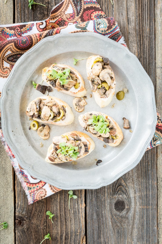 Recipe: Mushroom Bruschetta with White Bean Hummus
