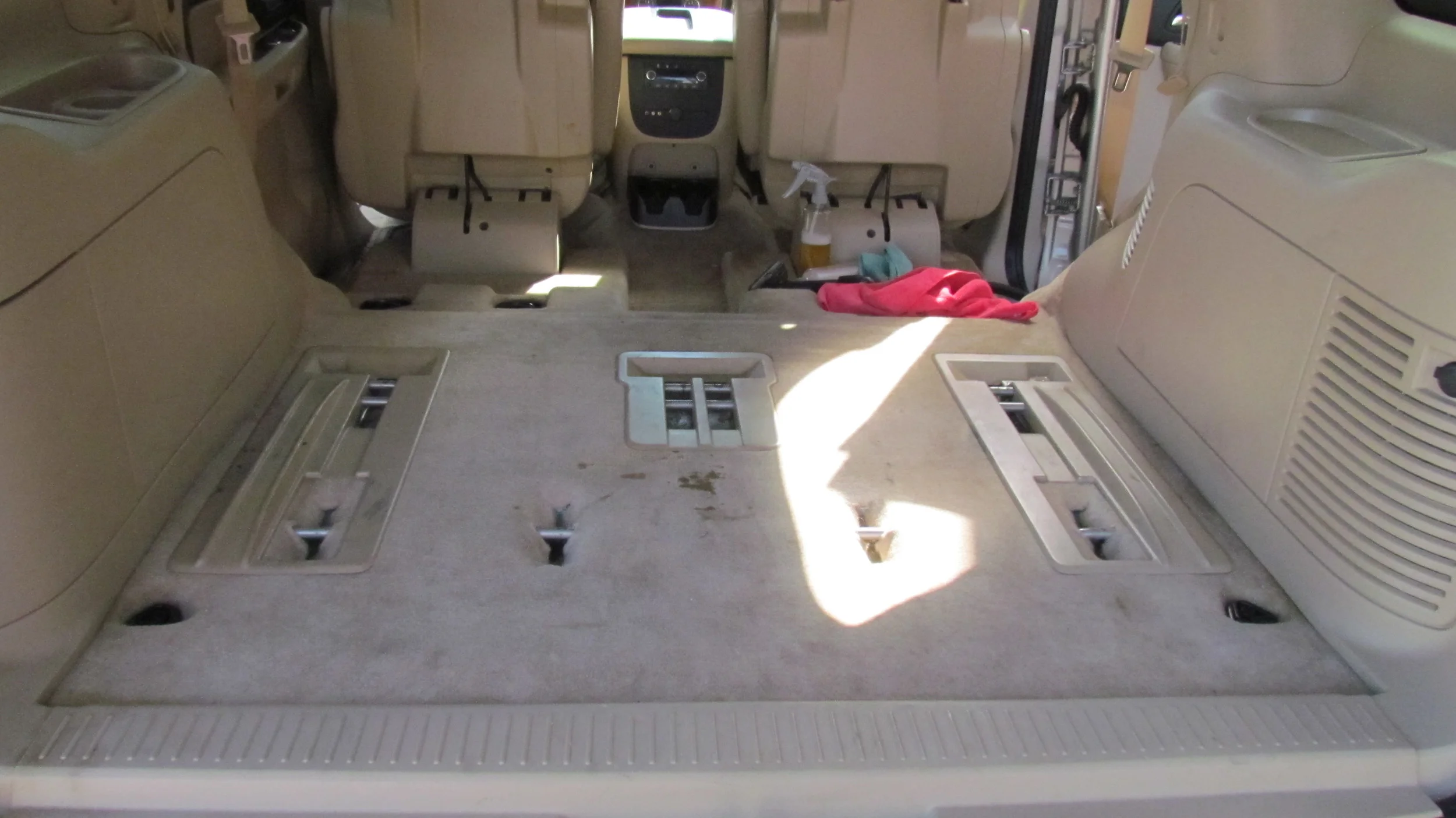 Chevy Tahoe (Interior Slate)