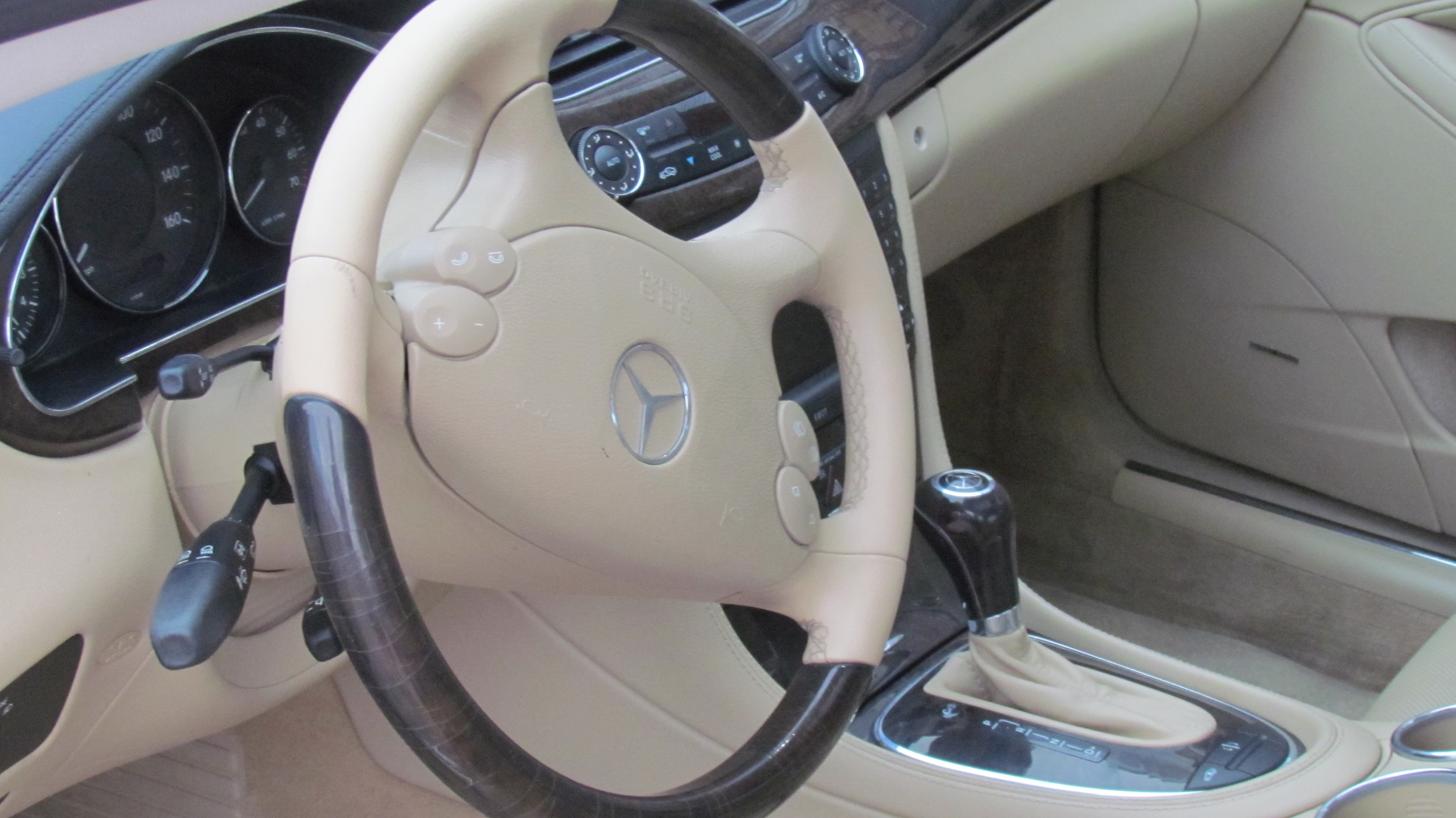 Mercedes-Benz CLS550 (Clean Slate)