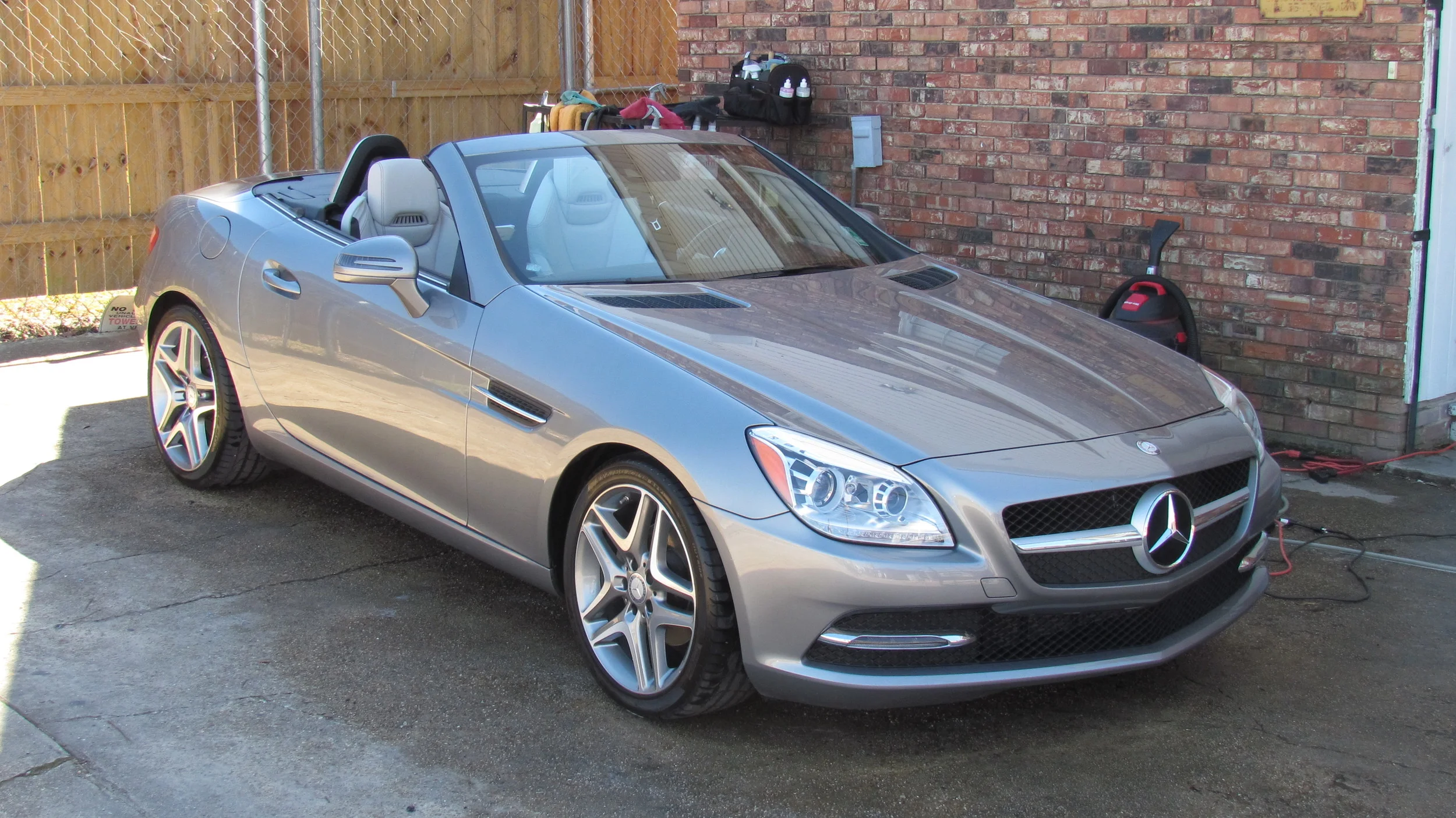 Mercedes-Benz SLK 250 (Platinum Slate)