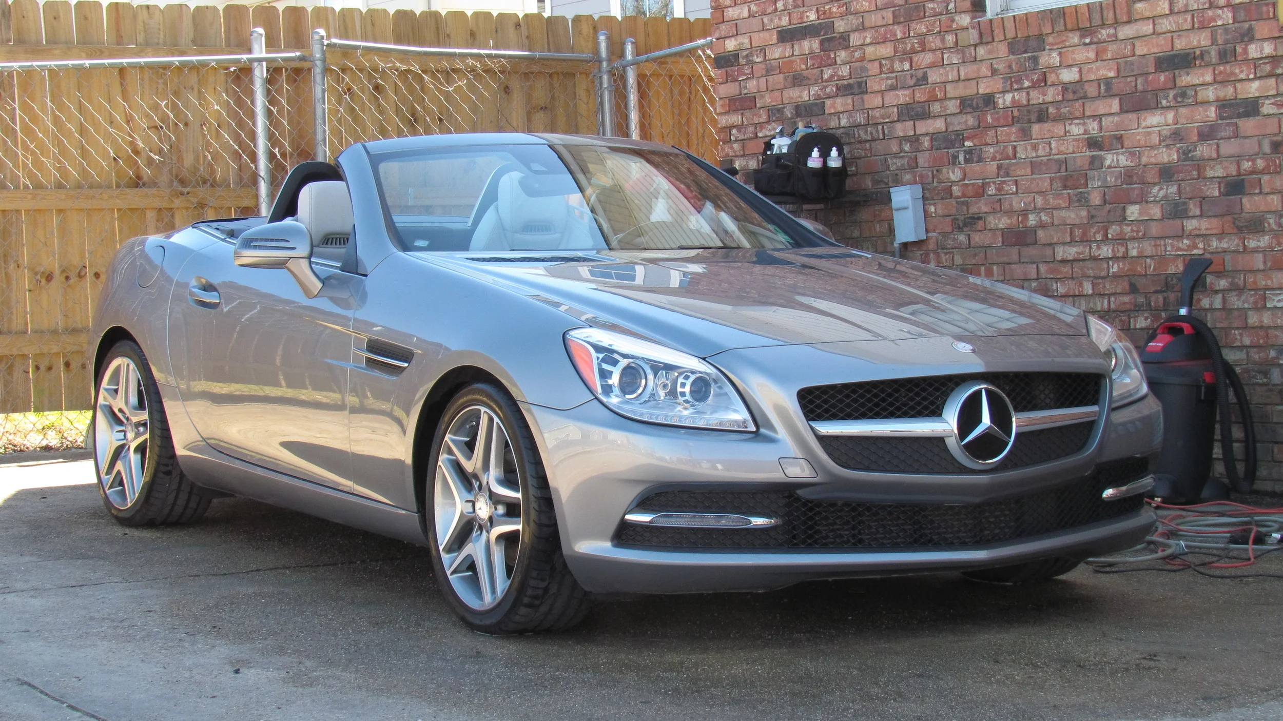 Mercedes-Benz SLK 250 (Platinum Slate)