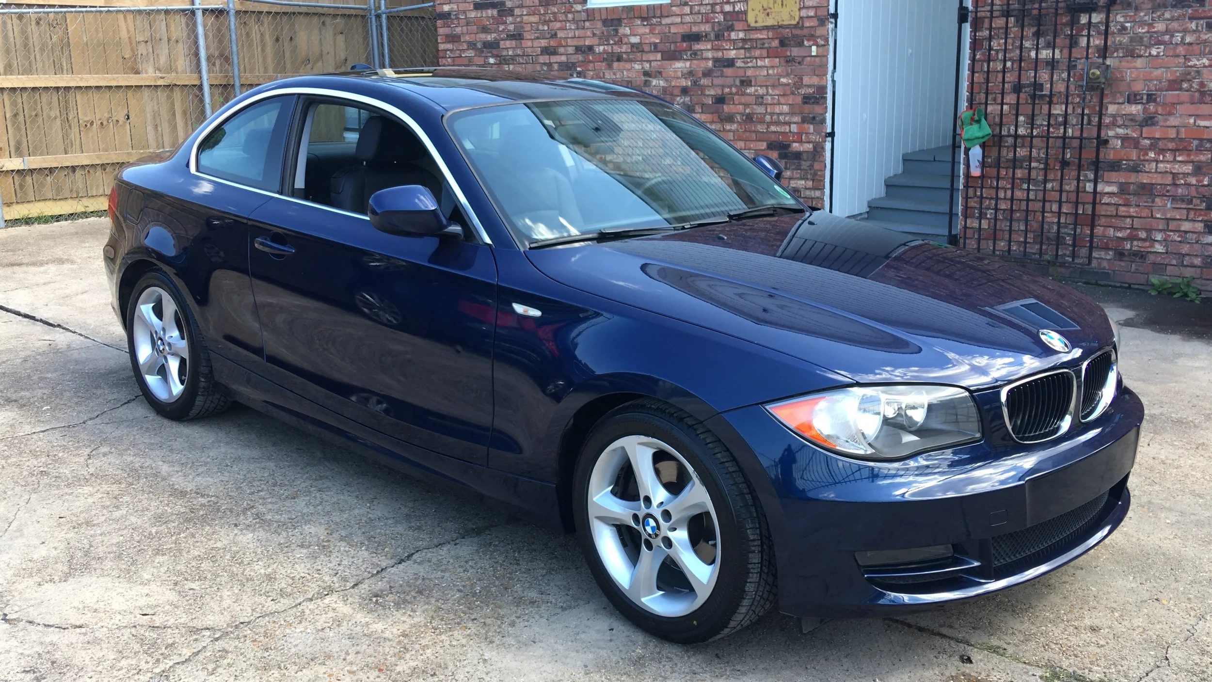 BMW 128i (Ultimate Slate)