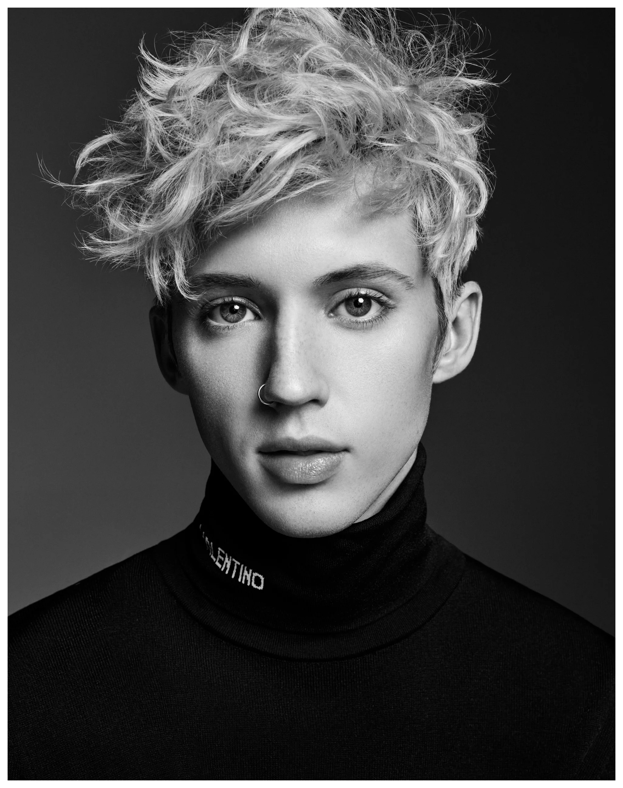 GQ_TROYE_SIVAN_JASON_KIM_001-thumb.jpg