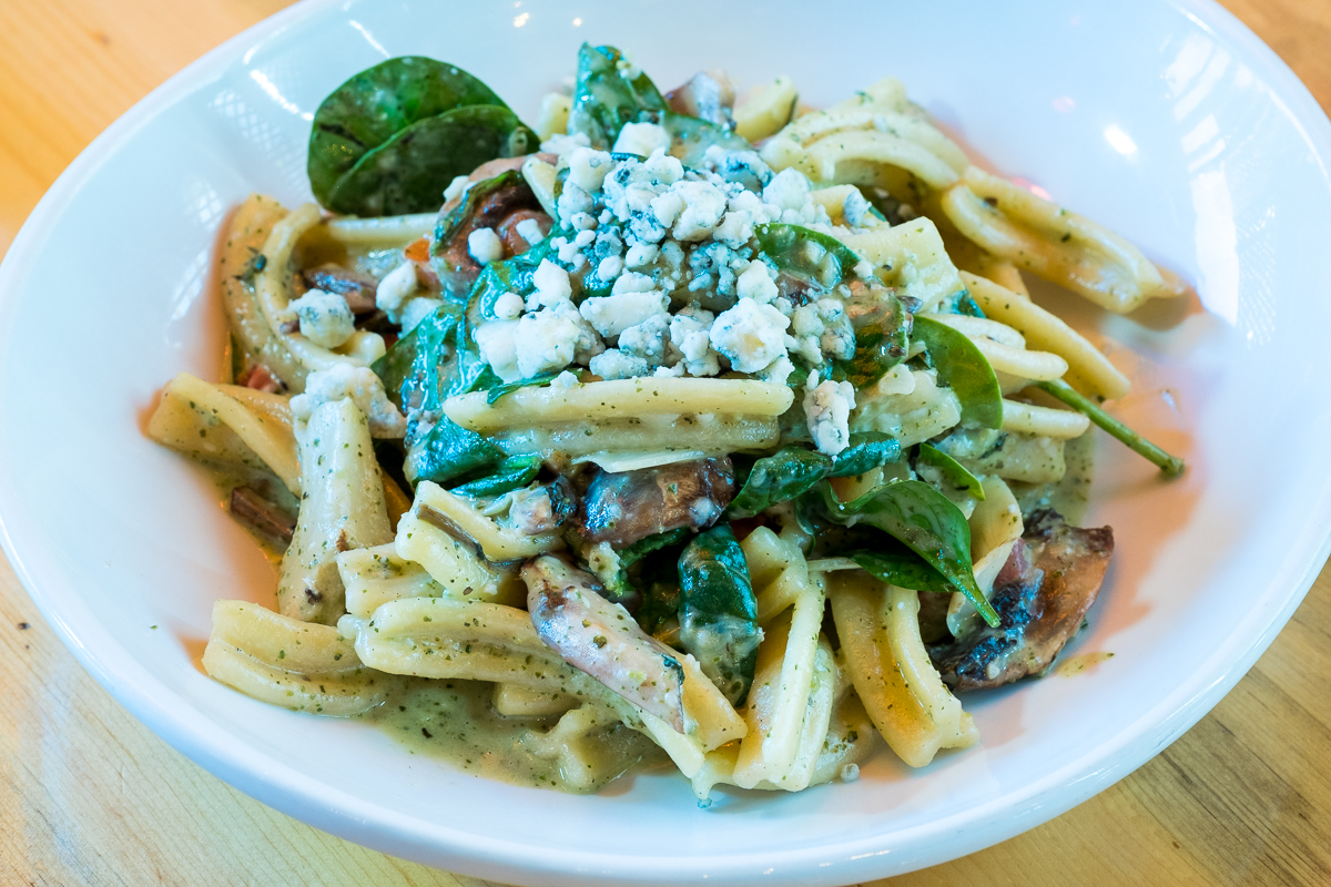 Catering — M'tucci's Restaurants