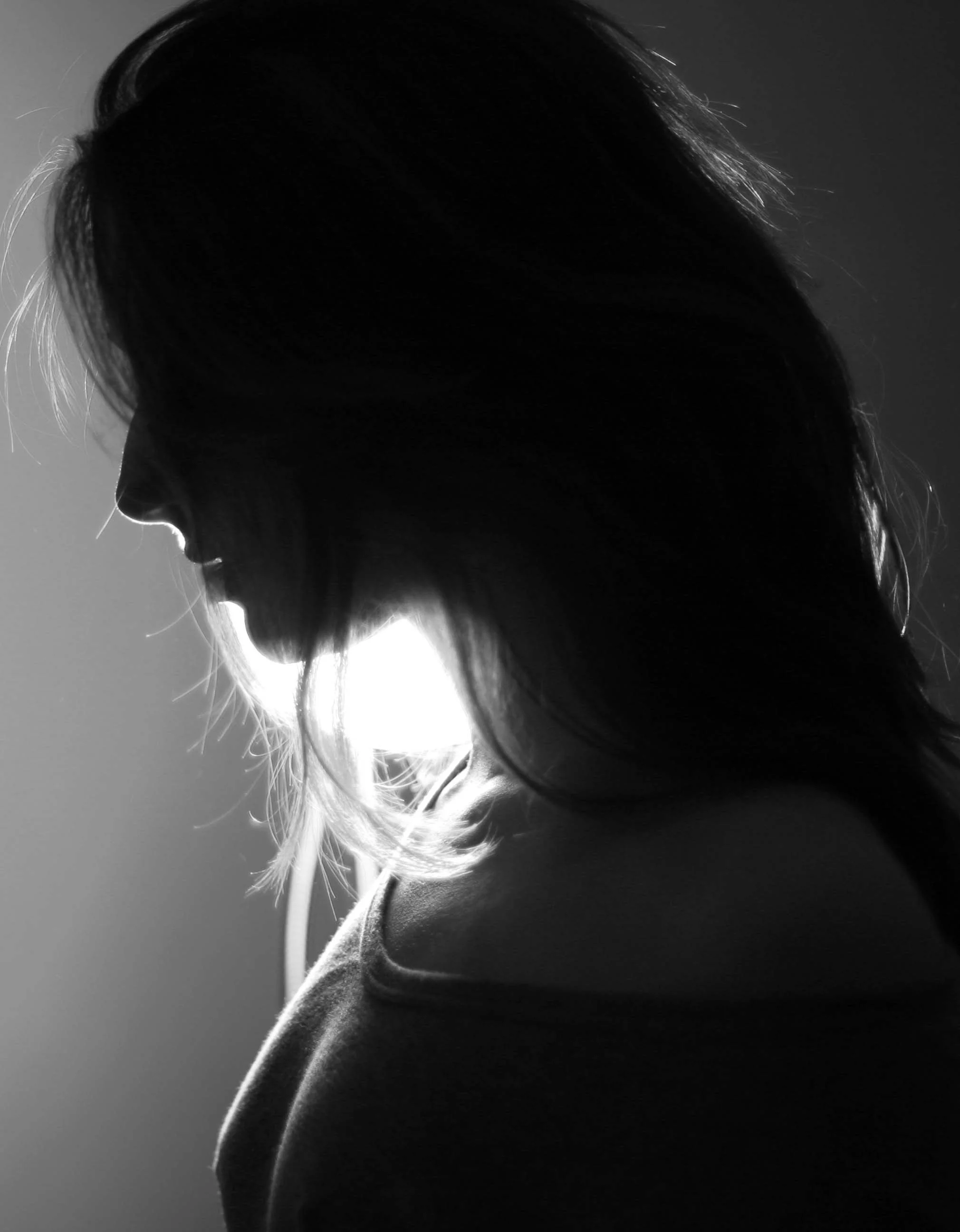 Self_portrait_silhouette_boudoir.jpg
