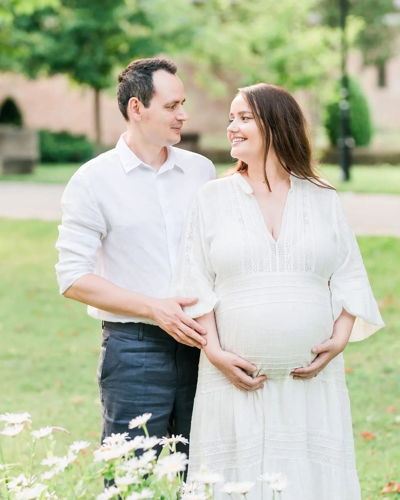 When one of your best friends is almost due, you take a flight ✈️ and do her maternity photoshoot! 🤰

#maternityphotography #maternityshoot #newmarketphotostudio #newmarketmoms #newmarketphotographer #torontomaternityphotographer #torontofamilyphoto