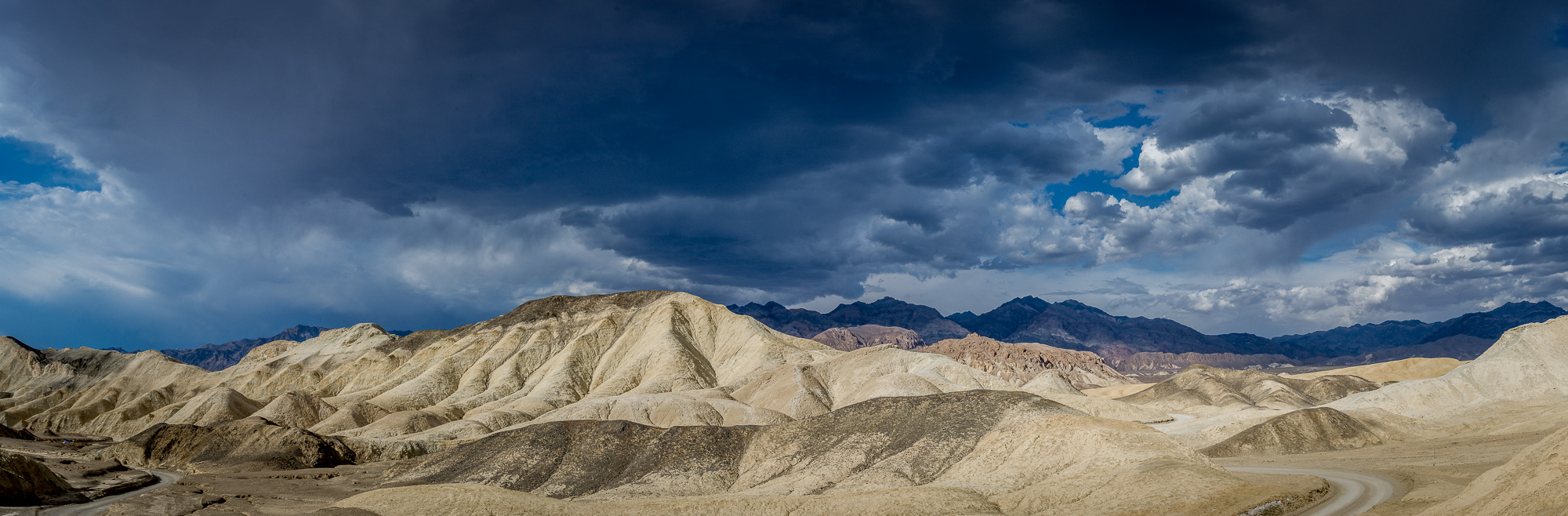   DEATH VALLEY   Twenty Mule Team Canyon 