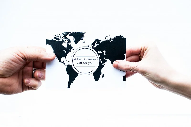 card-hands-banner-w800.jpg