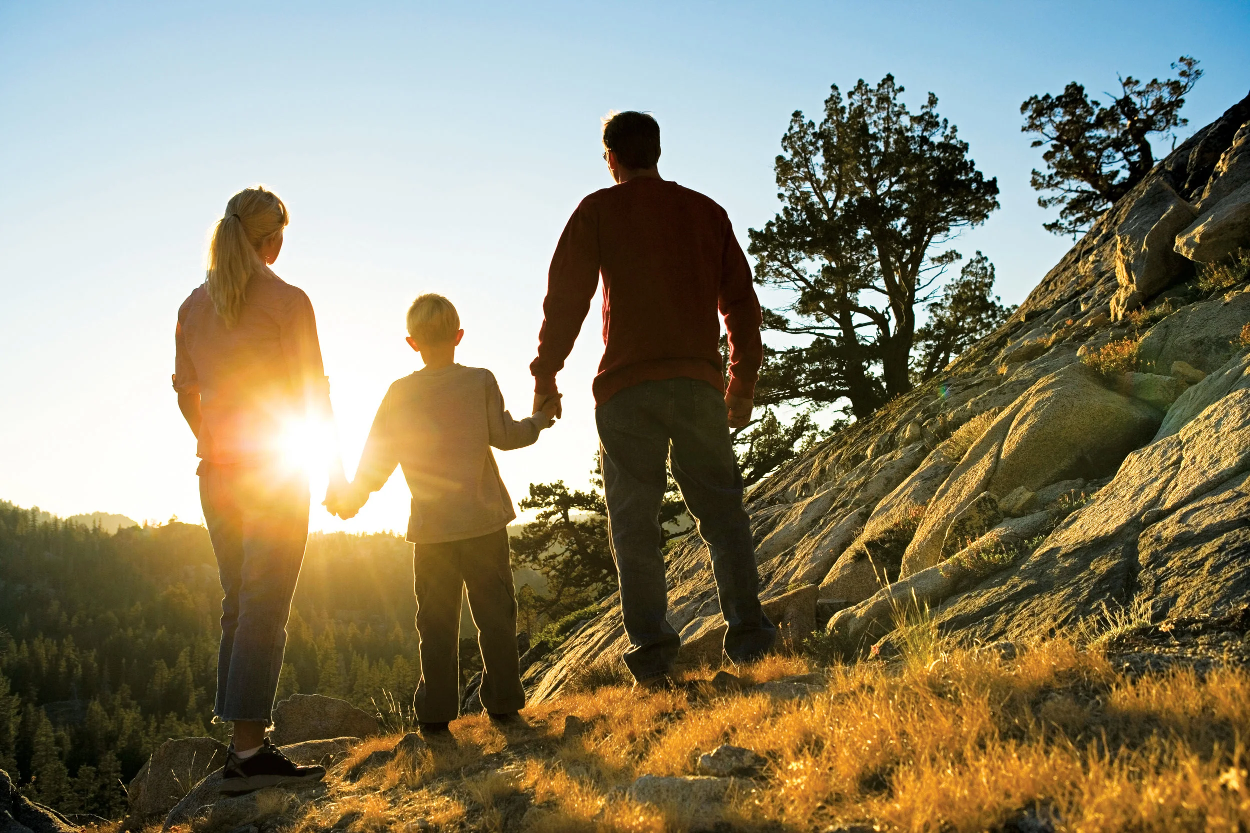 family-hiking_olive-crest_86544391.jpg