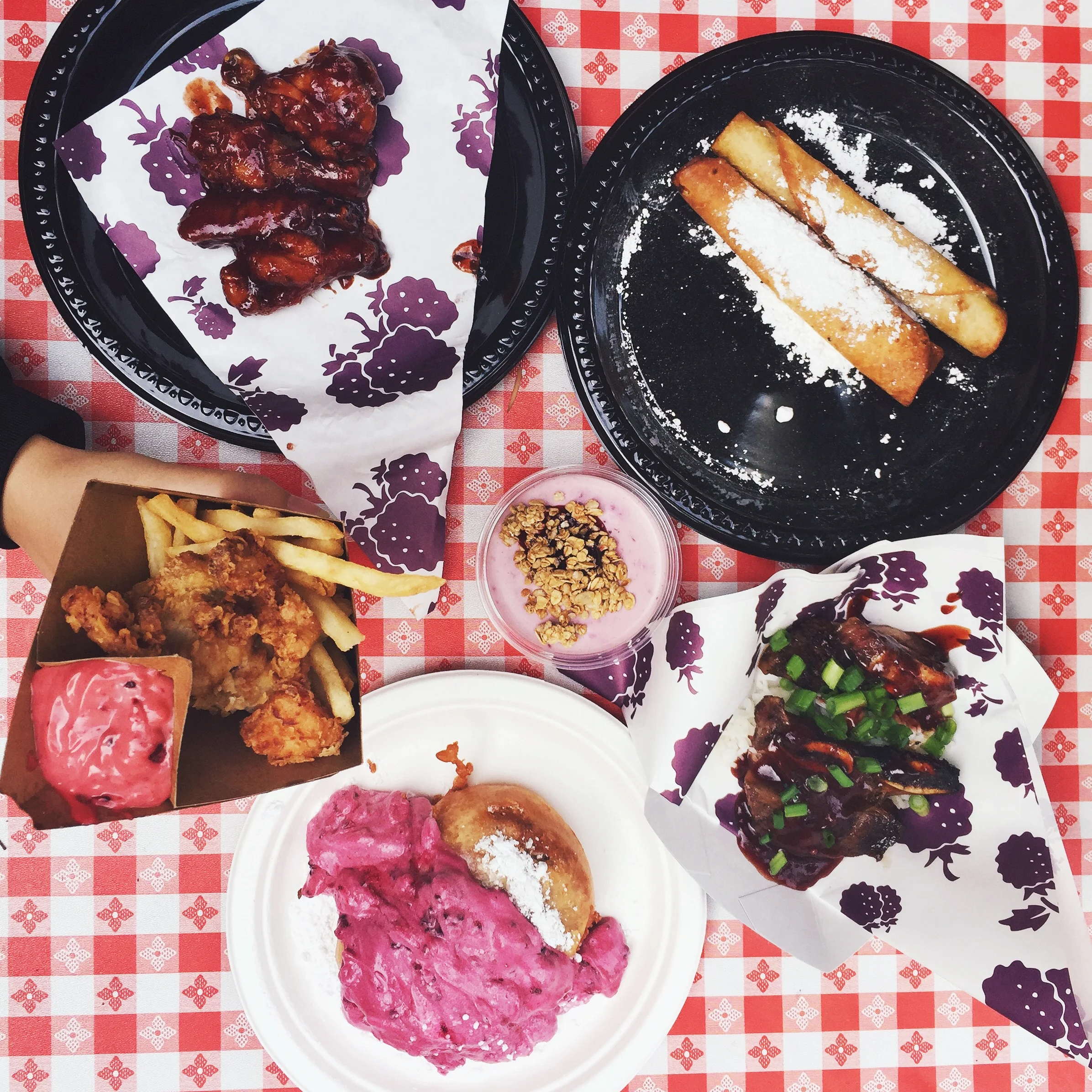 Birds eye photo (minus the meatballs, plus the fun bun)