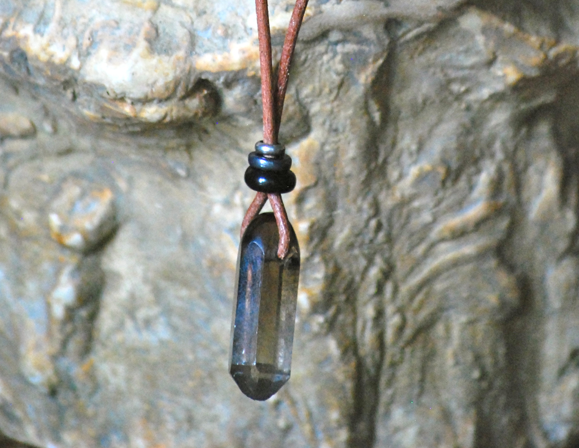 High Vibrational Healing Crystal Protection Gold Necklace | Rei of Light  Jewelry