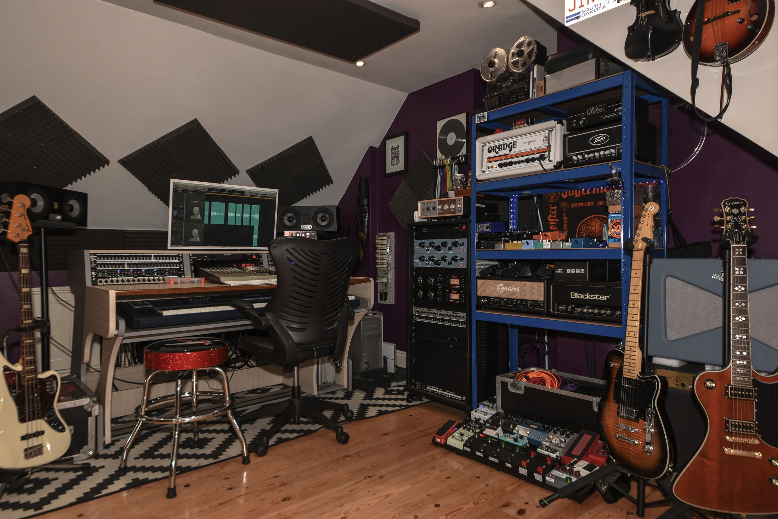Benni-Dumville-Record-Producer-Audio-Engineer-Mix-Mixing-Mastering-Recording-Studio-Music-Rock-Metal-Pop-Rap-Folk-Country-Voice-Over-Radio-Commercial-TV-Guitars-Singing-Song-Teddington-Kingston-Hampton-Twickenham-London-UK-Studio.jpg
