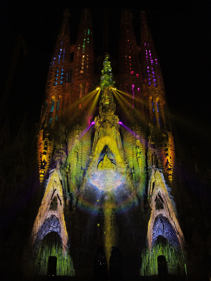 moment_sagrada06.jpg