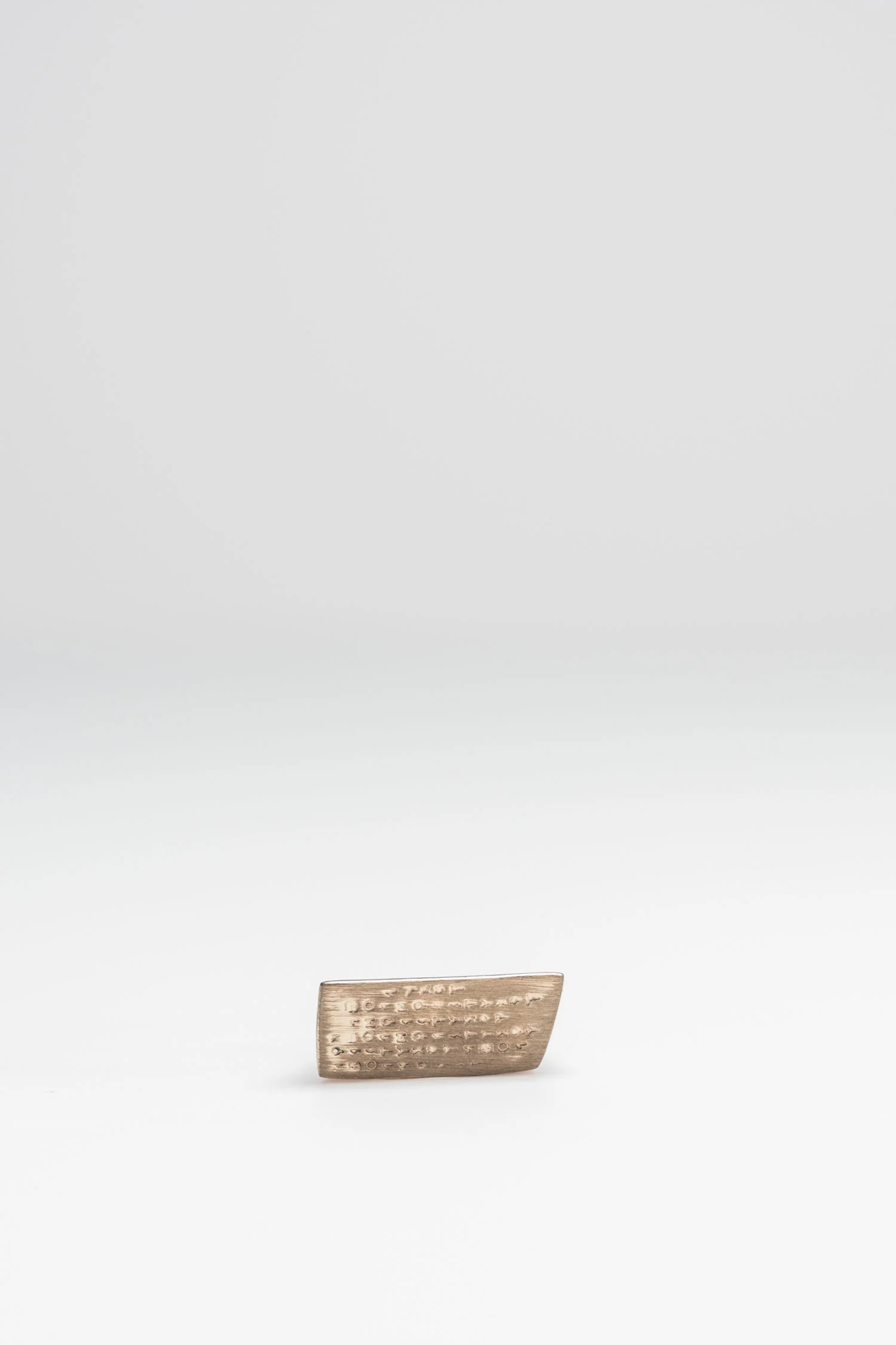 etruscan_ring2_3.jpg