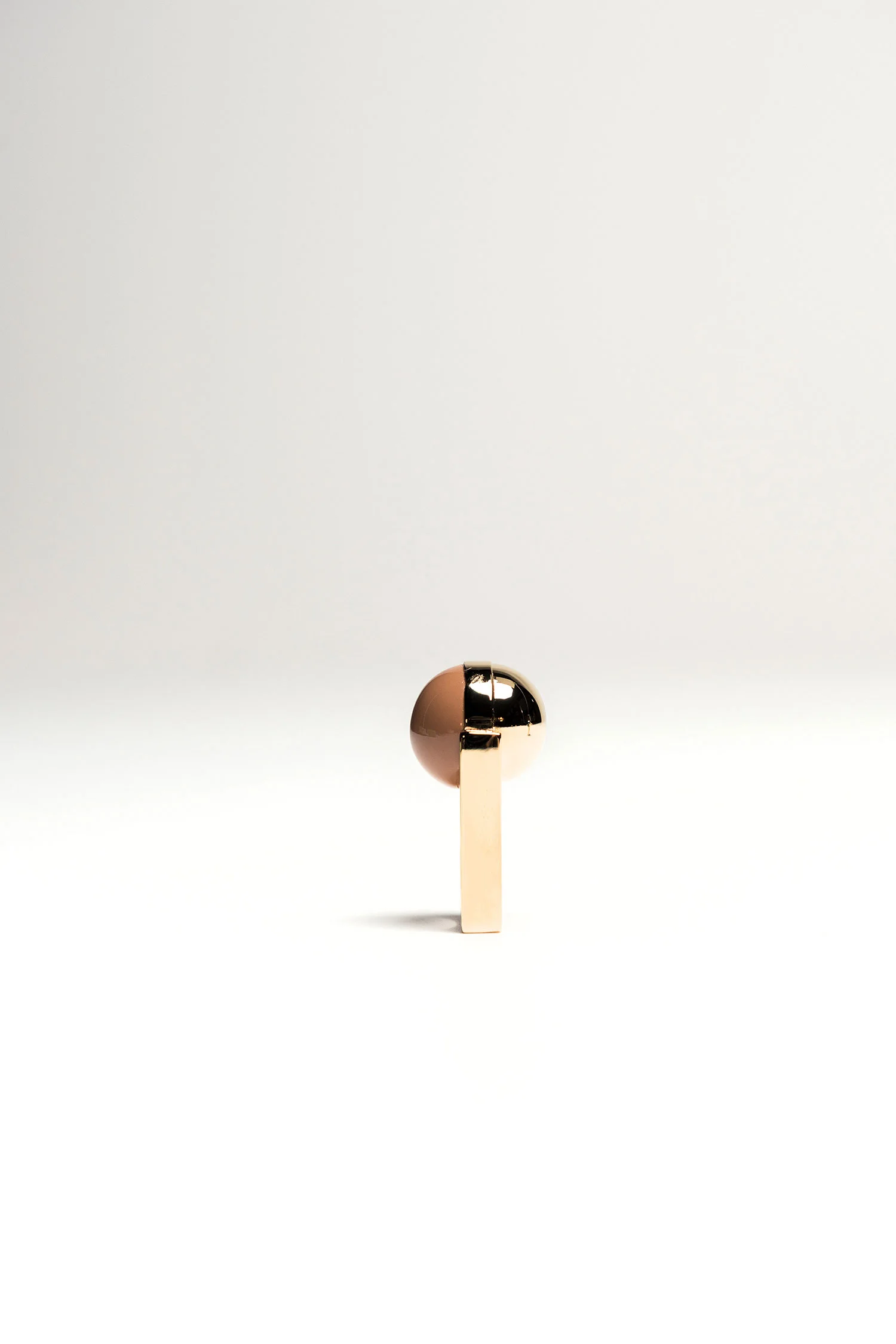 OETLCO_EGOTIQUE-SFERA-NUDO-02.jpg