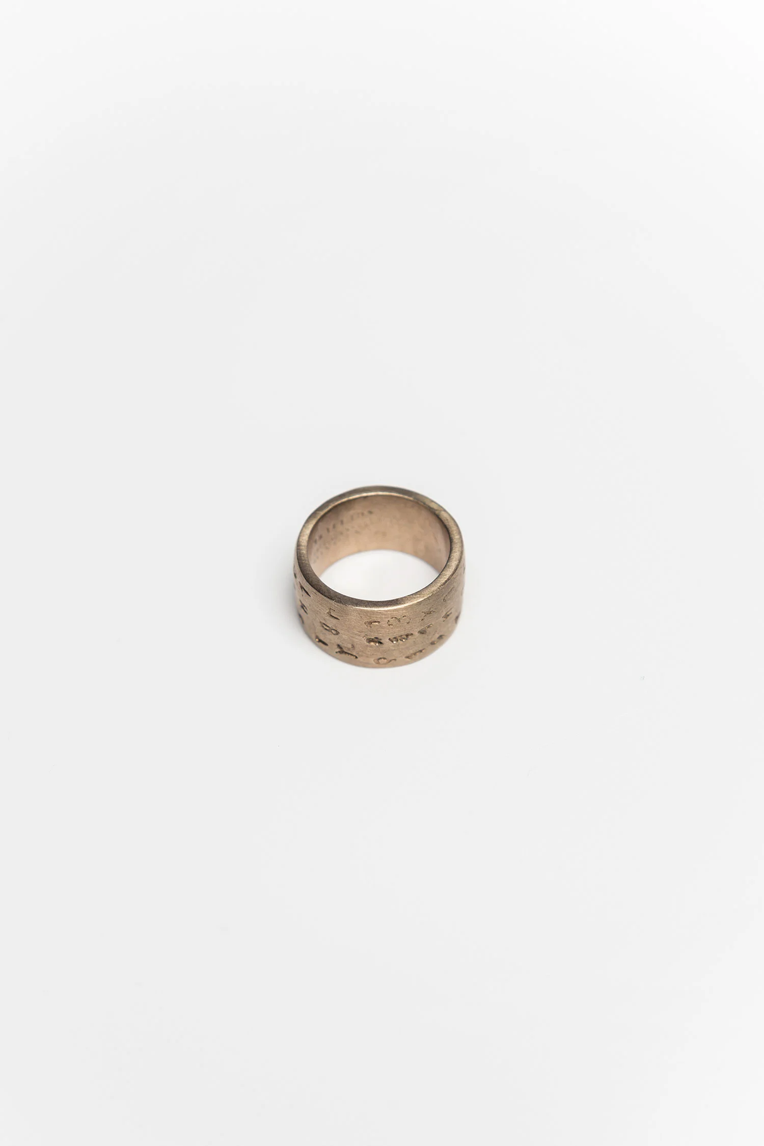 OETLCO_AM--ETRUSCO-RING-04.jpg