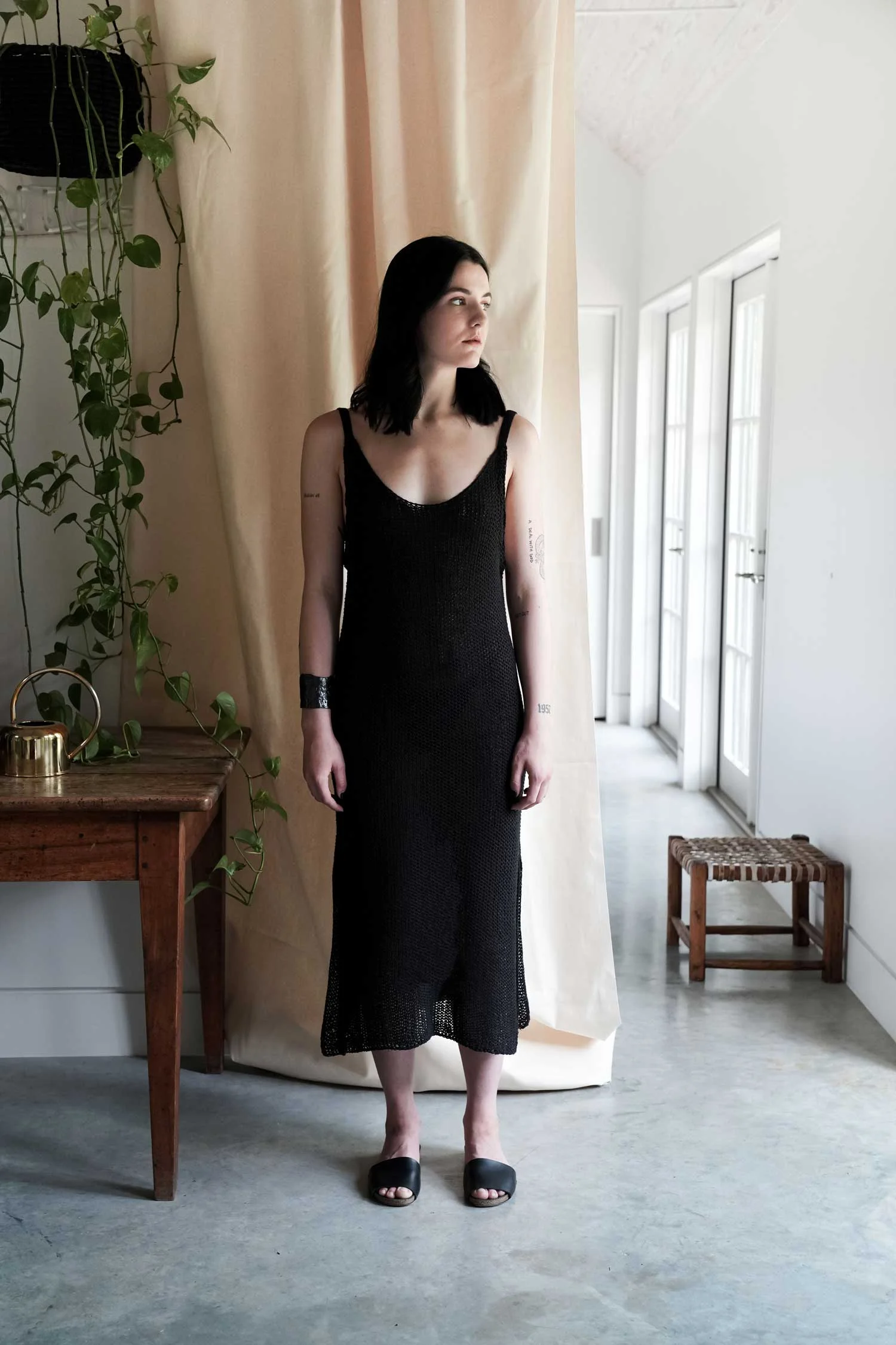 oetlco-cubreme-farra-summer dress-black-front alt.jpg